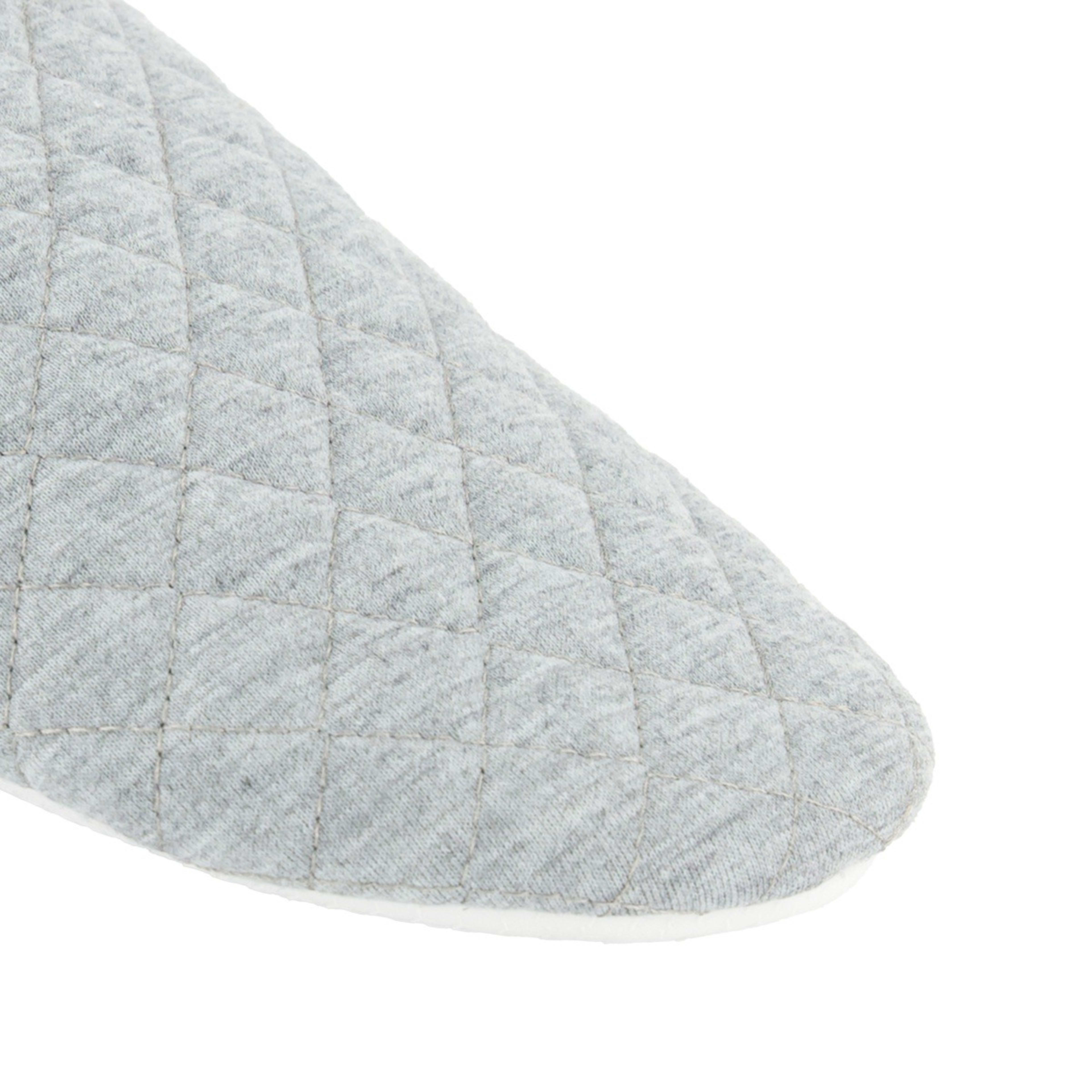 3 Quilting Scuff Slippers Micro Grey, 3 of 3