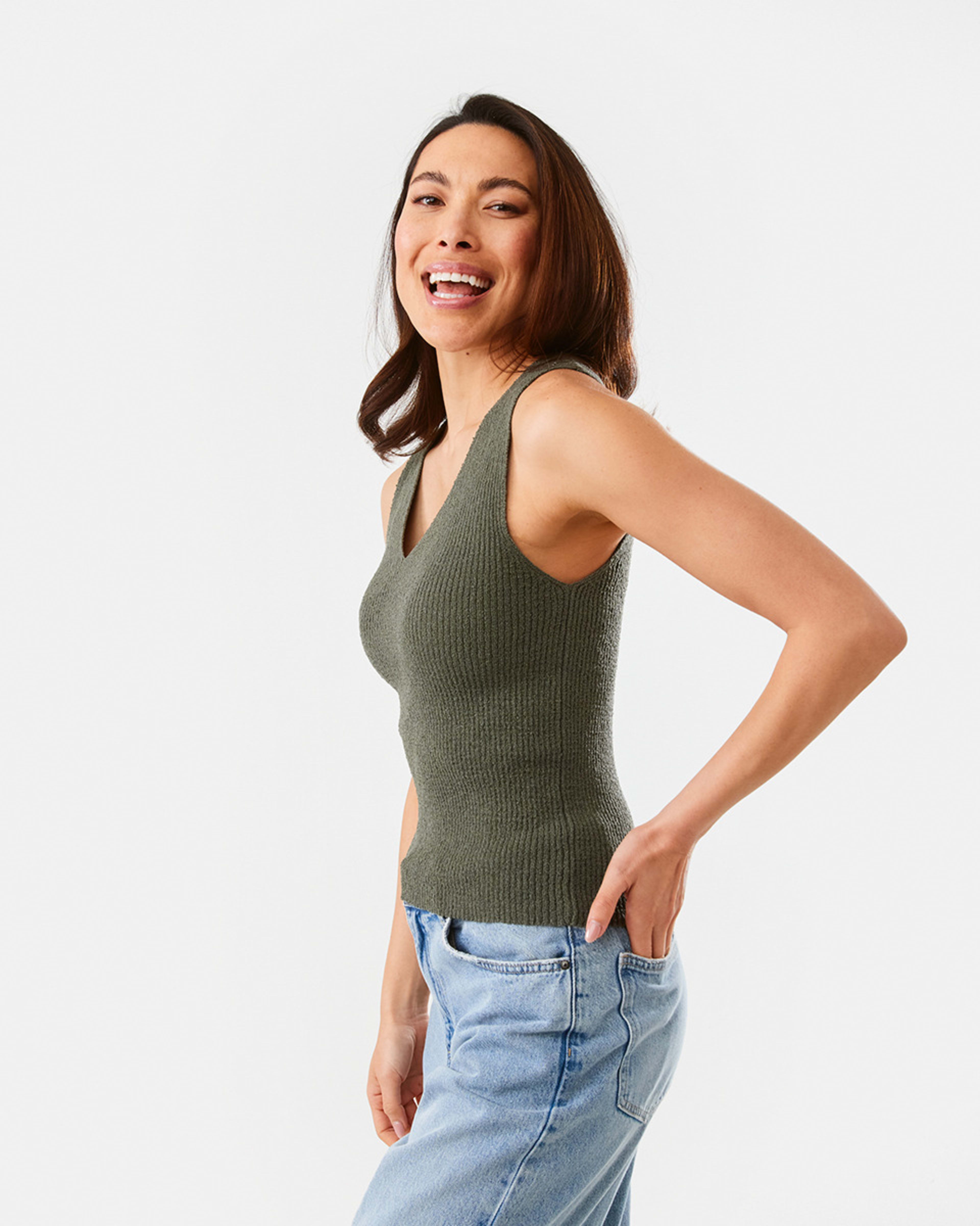 3 Sleeveless True Knit Textured V-Neck Top Grn Olive, 3 of 7