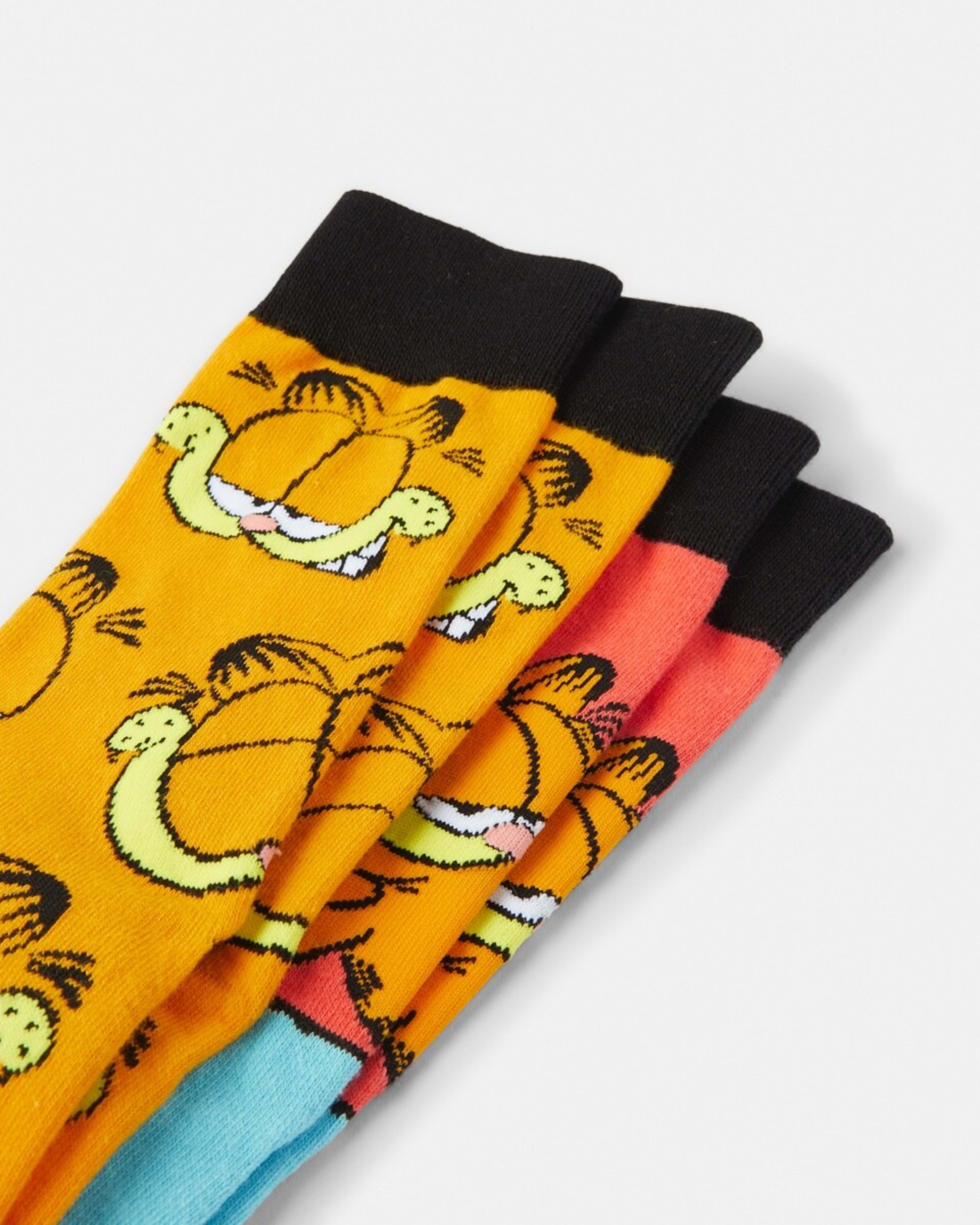 2 2 Pack License Socks Garfield, 2 of 3