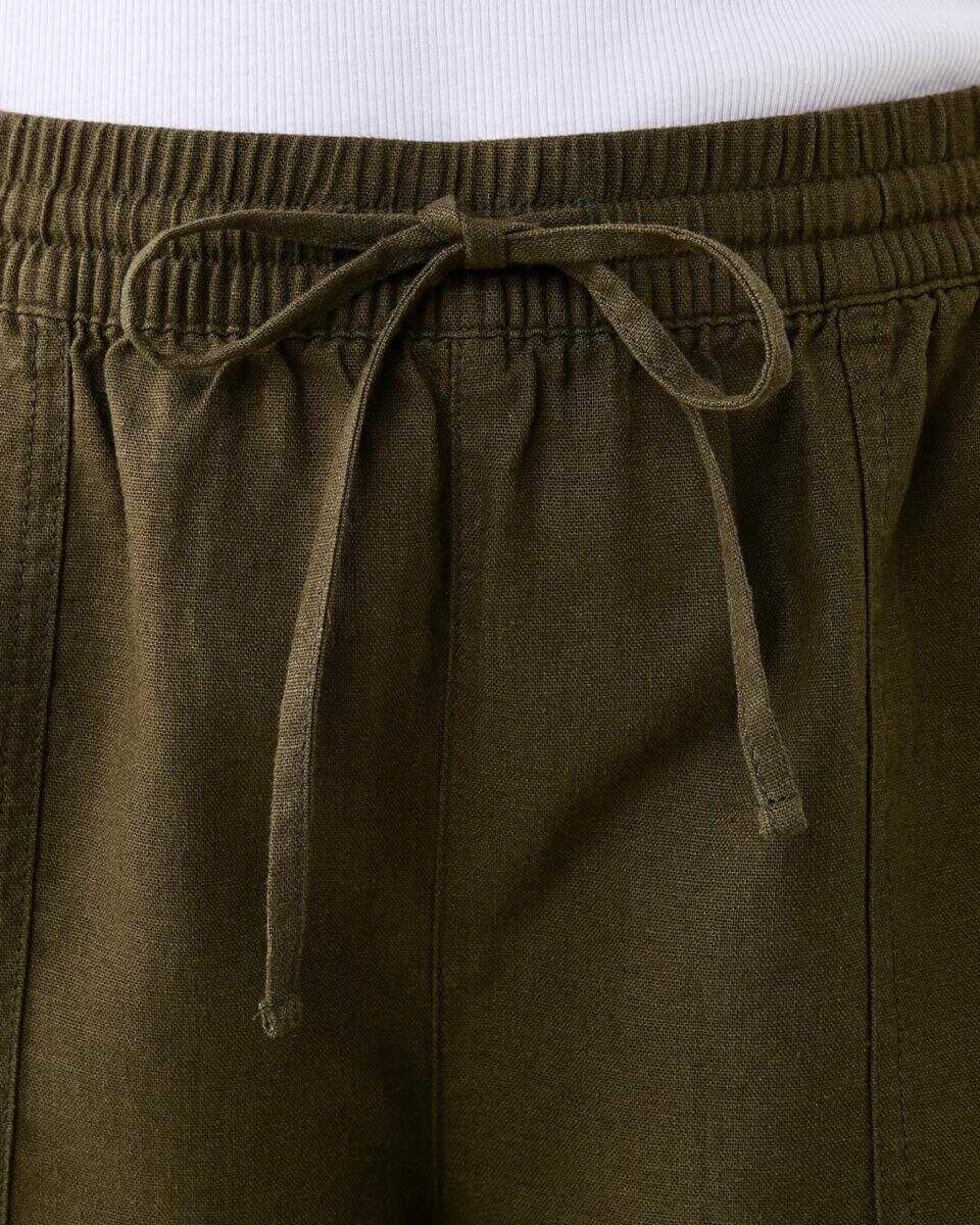 4 Linen Blend Patch Pocket Shorts Deep Olive, 4 of 6