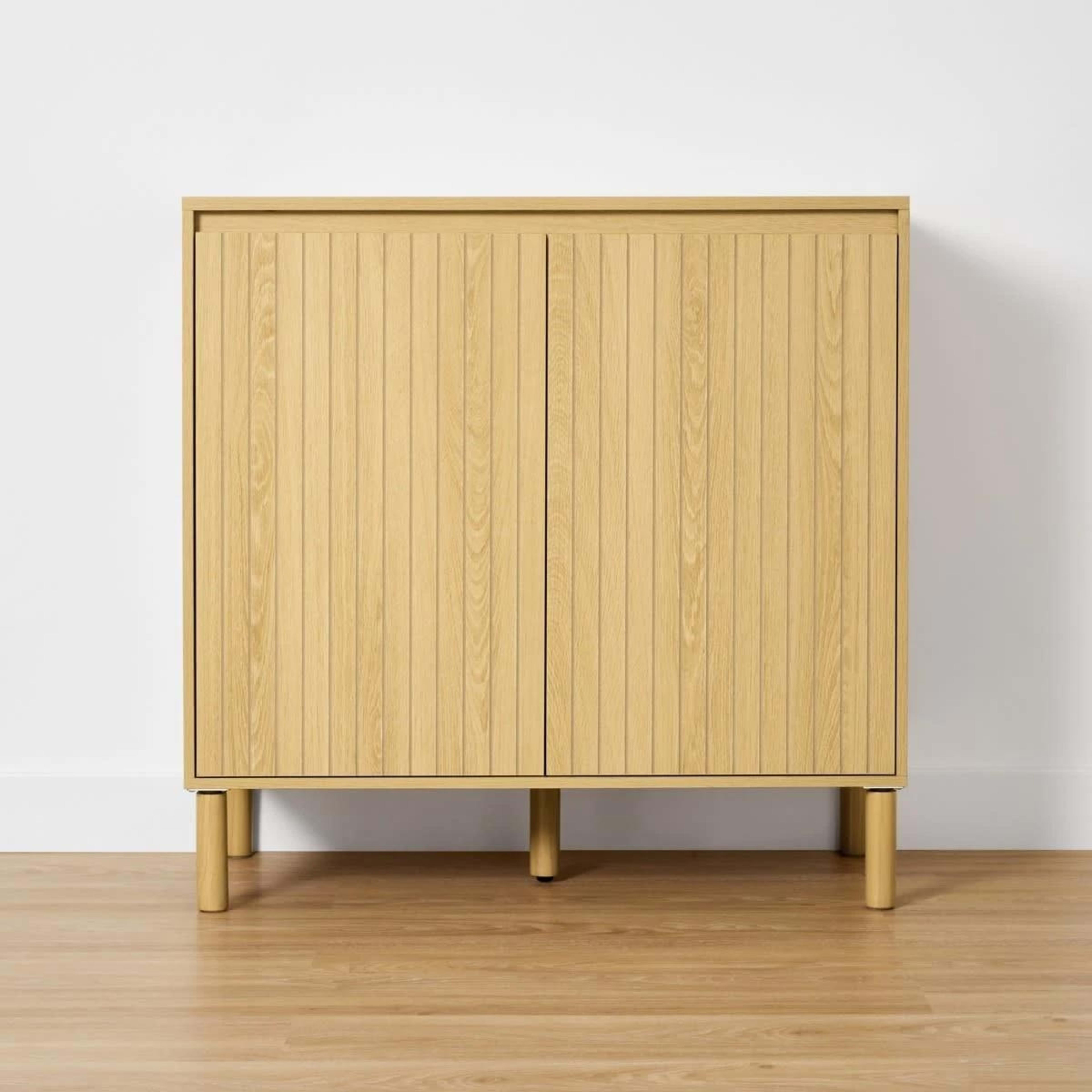 3 Leon Cabinet, 3 of 10
