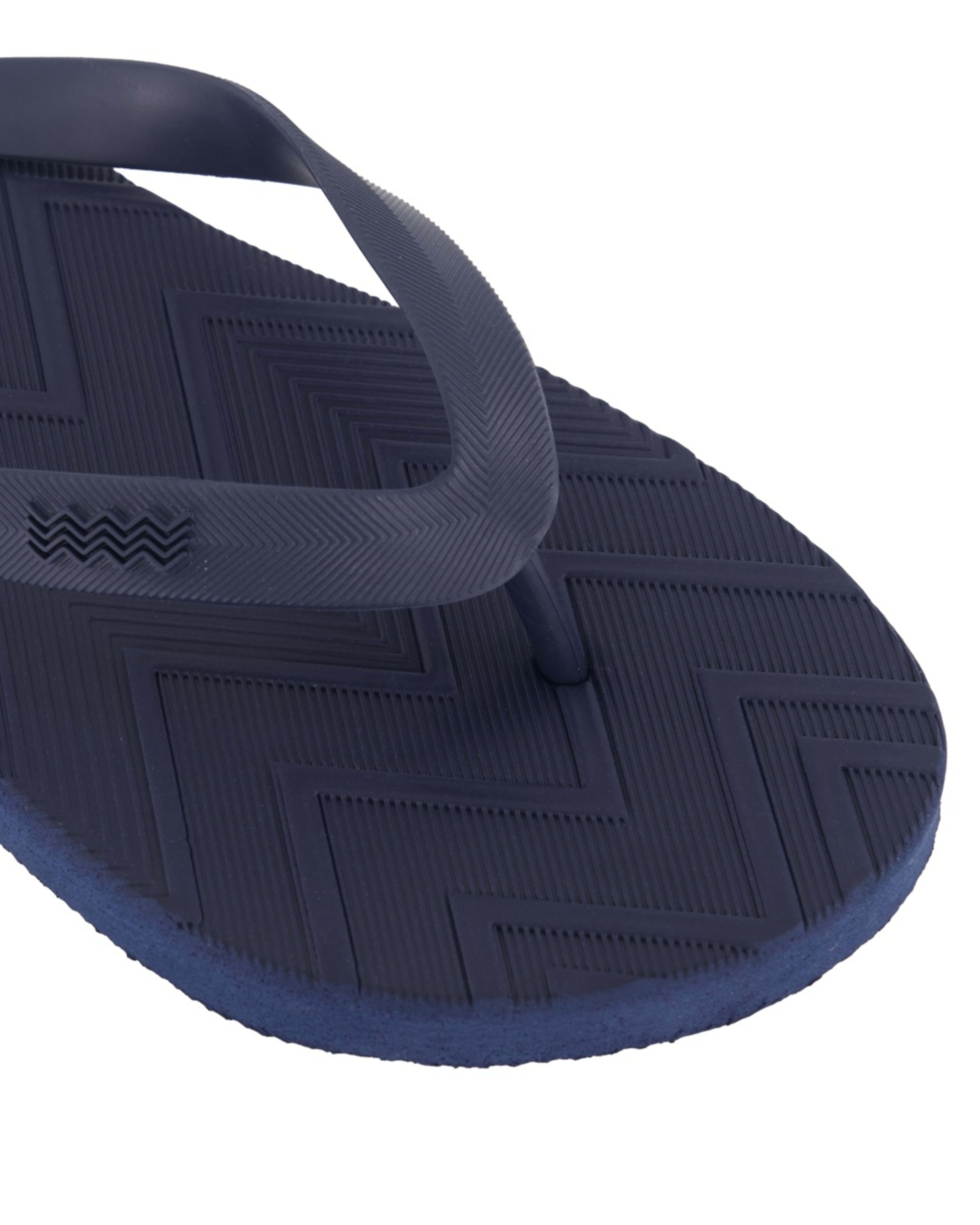 3 Embossed Thongs NAVY, 3 of 3