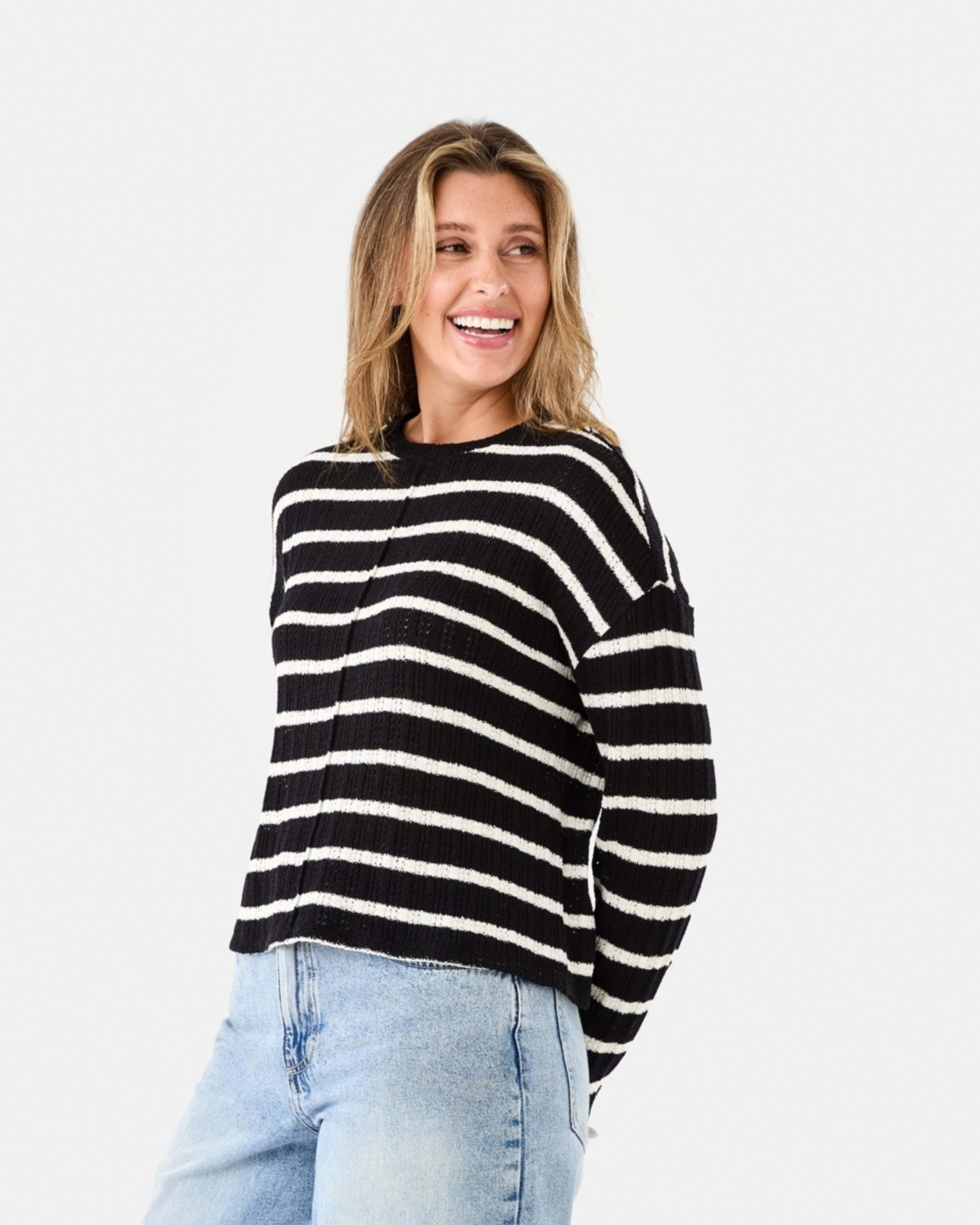 2 Long Sleeve Textured Top Black Strp, 2 of 7
