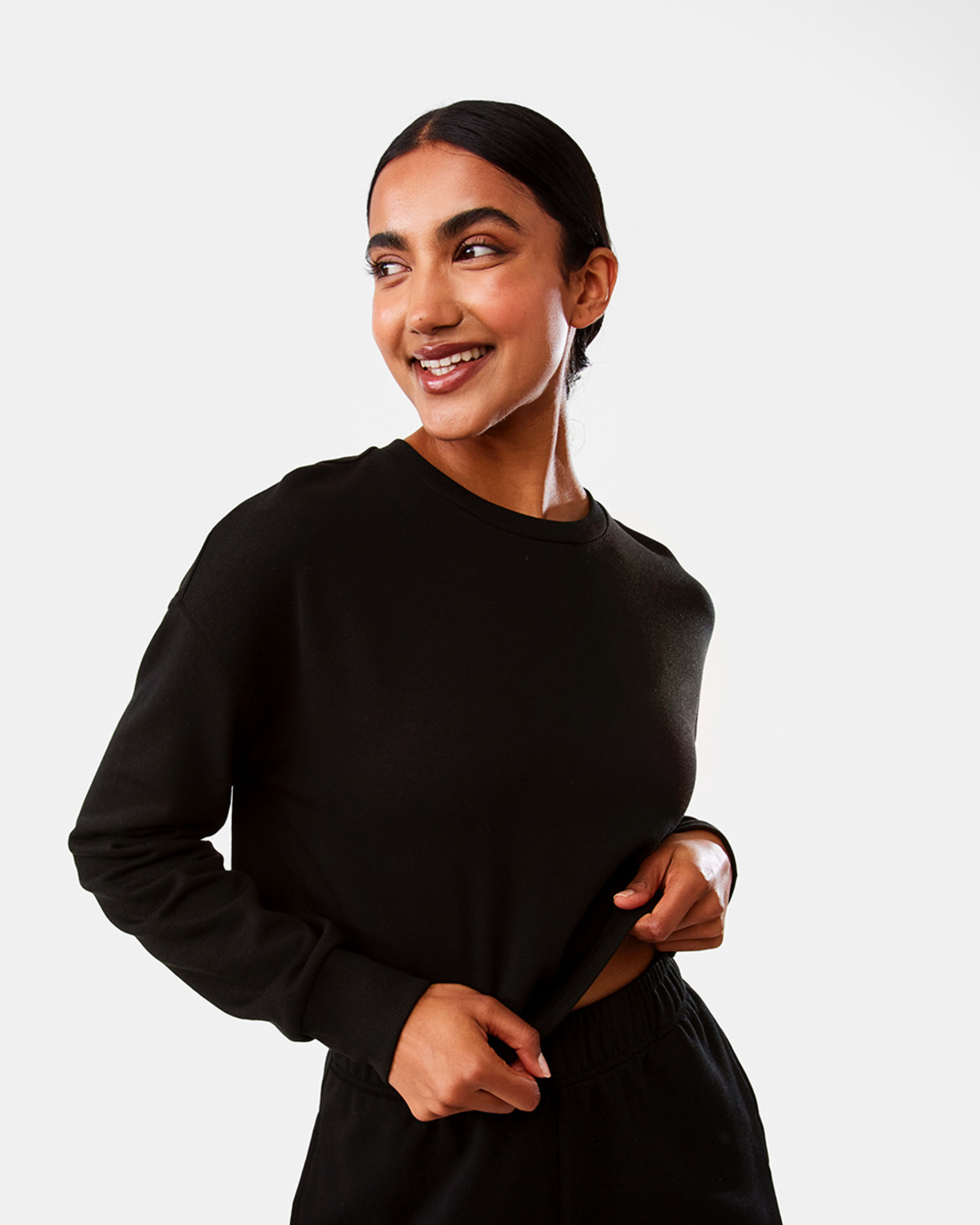 1 Active Womens Cropped Crew Neck Relaxed Sweatshirt Black