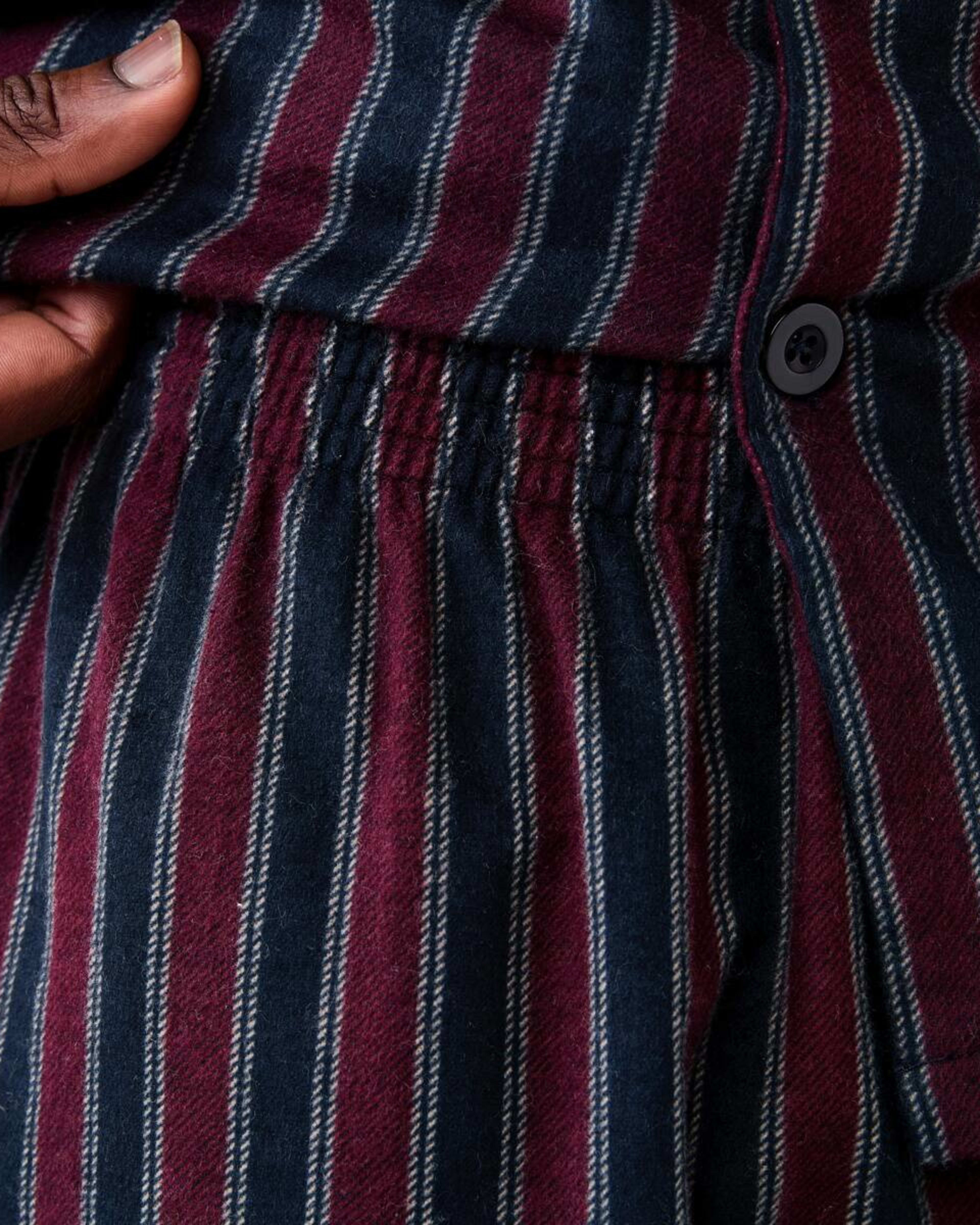 8 Printed Flannel Pyjama Set Ivy Stripe, 8 of 8