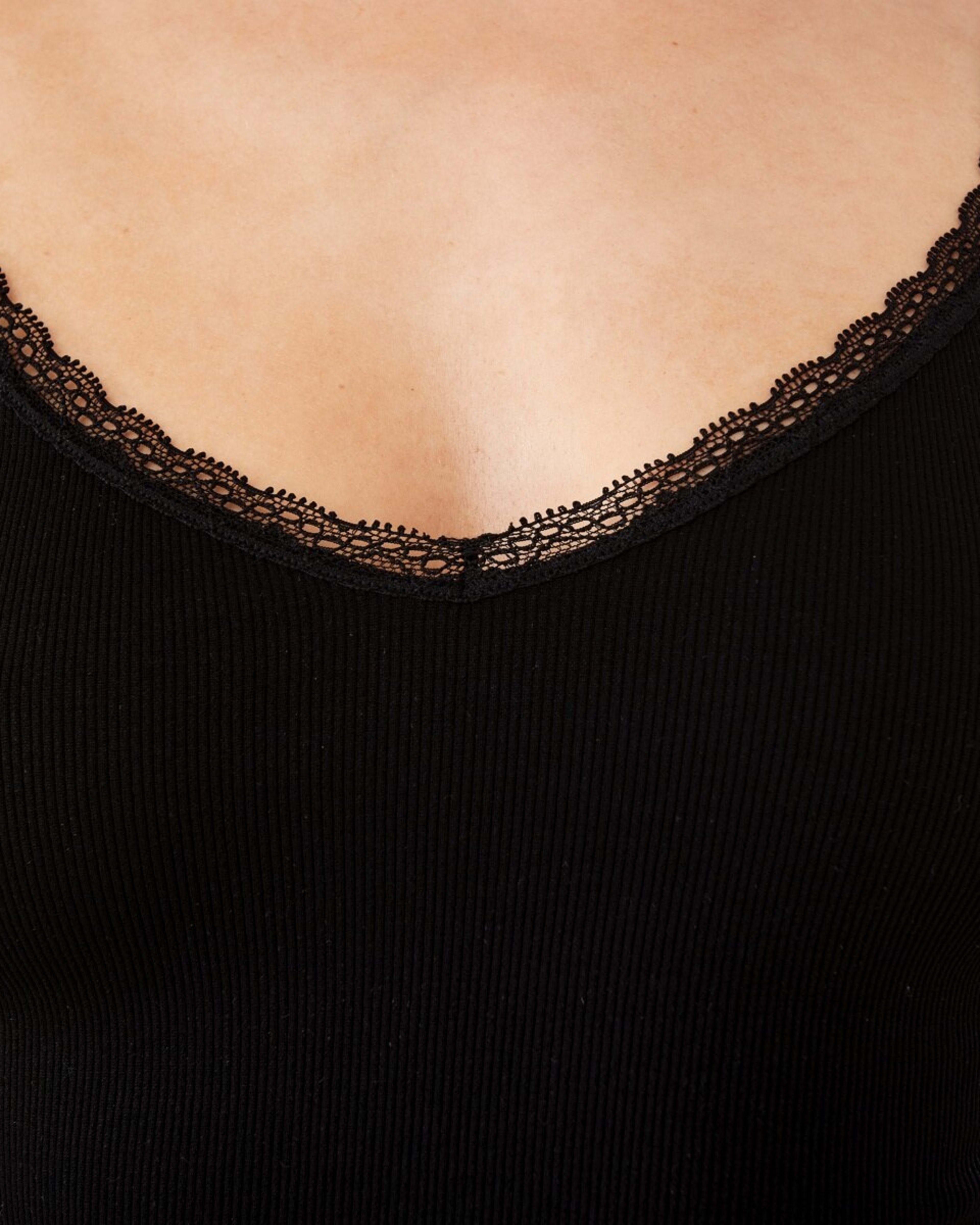 8 Ribbed Seamfree Cami Black, 8 of 9