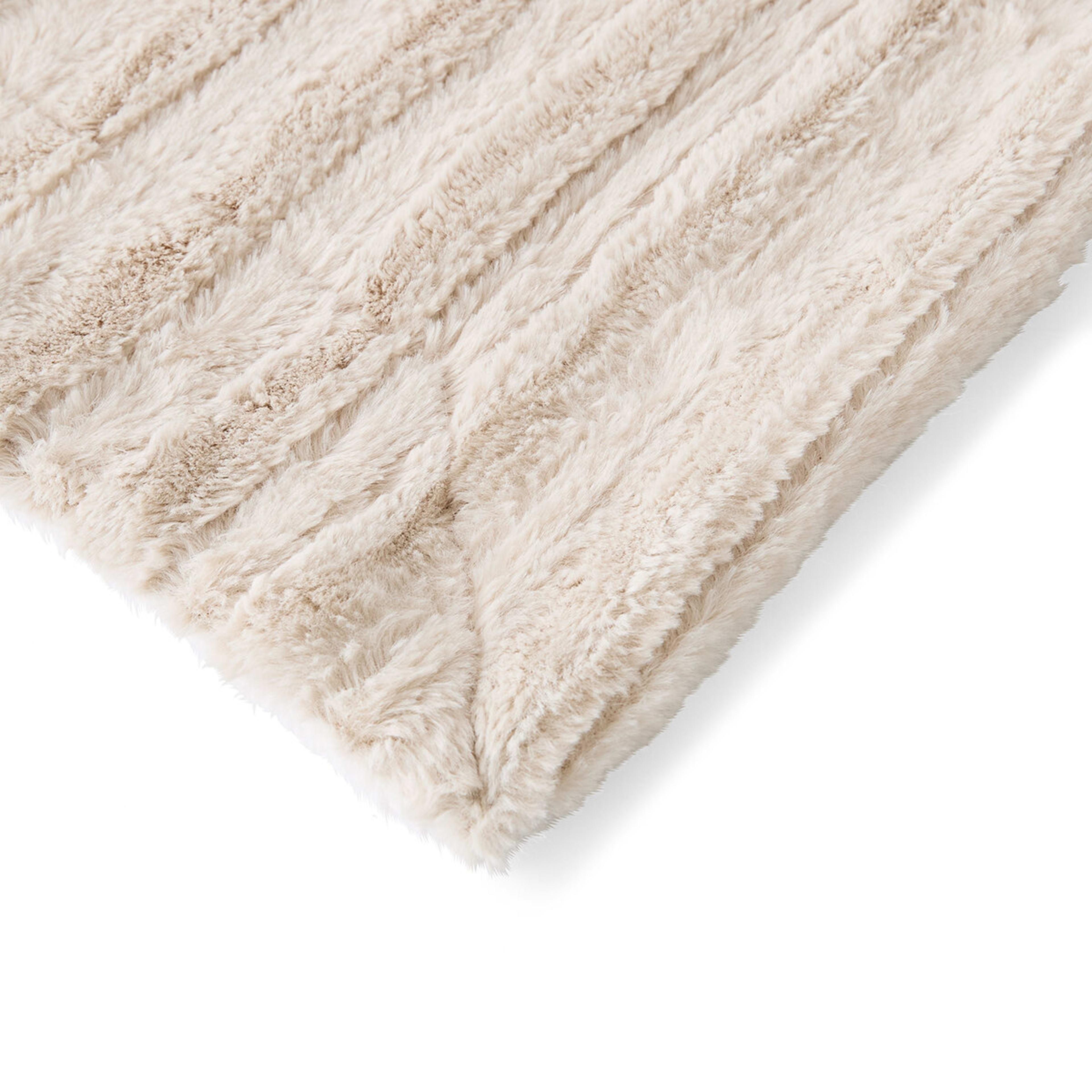 6 Faux Fur Blanket - Double/Queen Bed, Beige, 6 of 6