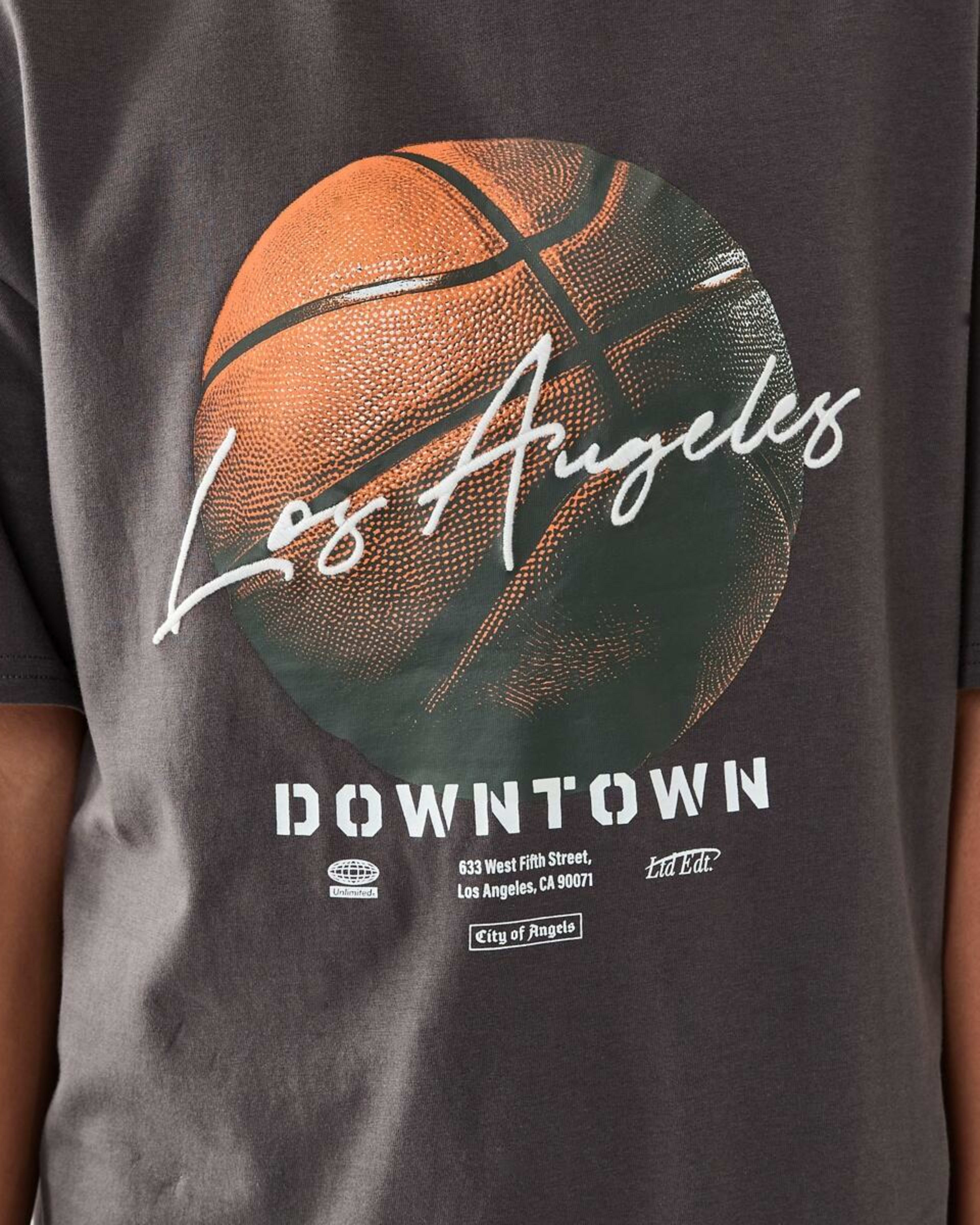 4 Short Sleeve Oversized Graphic T-shirt Bball Photoprint Dark Magnet, 4 of 8