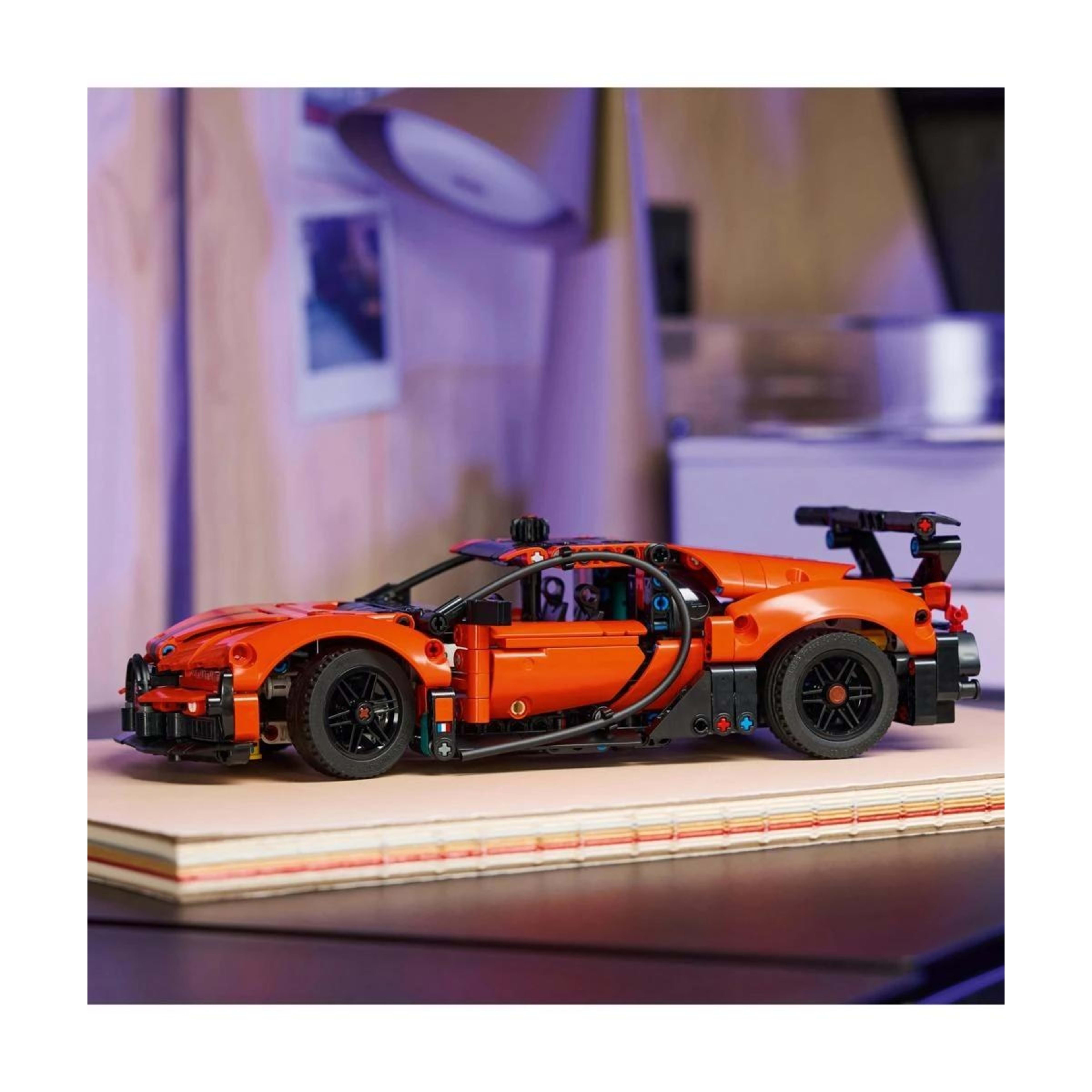 9 LEGO Technic Bugatti Chiron Pur Sport Hypercar 42222, 9 of 10