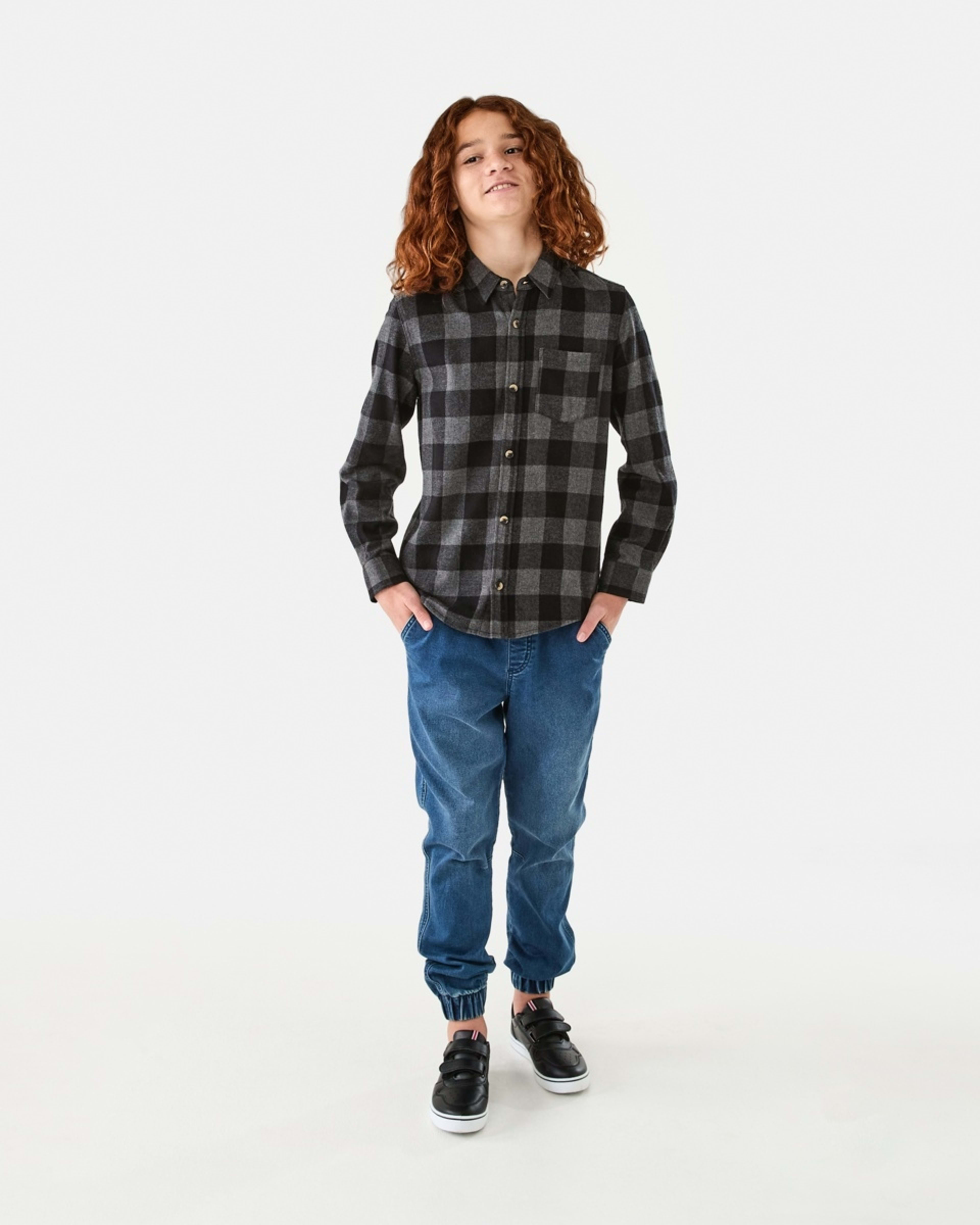 6 Long Sleeve Flannel Shirt Char Check, 6 of 9