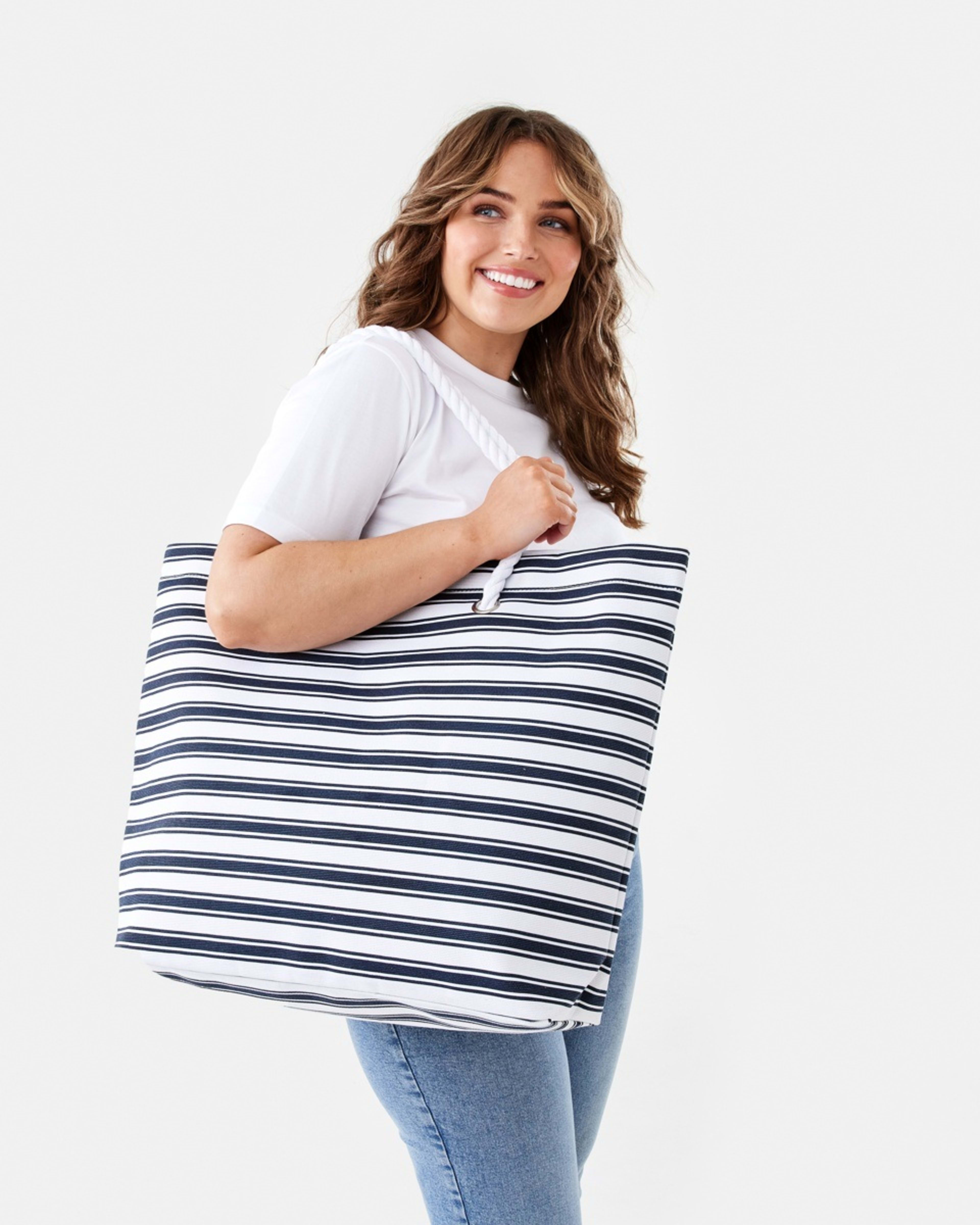 5 Rope Canvas Beach Bag NAVY STRIPE NAVY BLAZER, 5 of 5