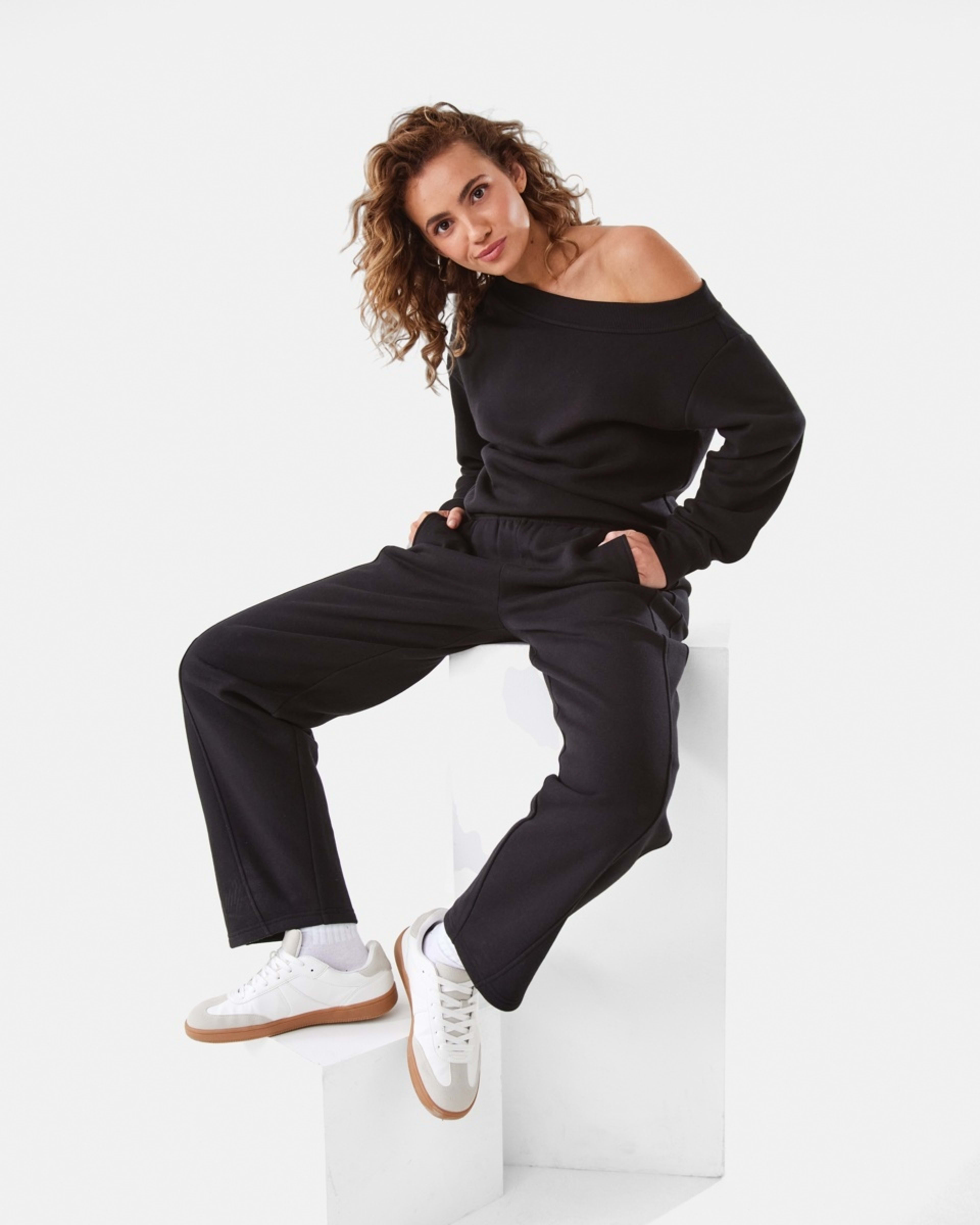 10 Off Shoulder Sweatshirt Black, 10 of 10