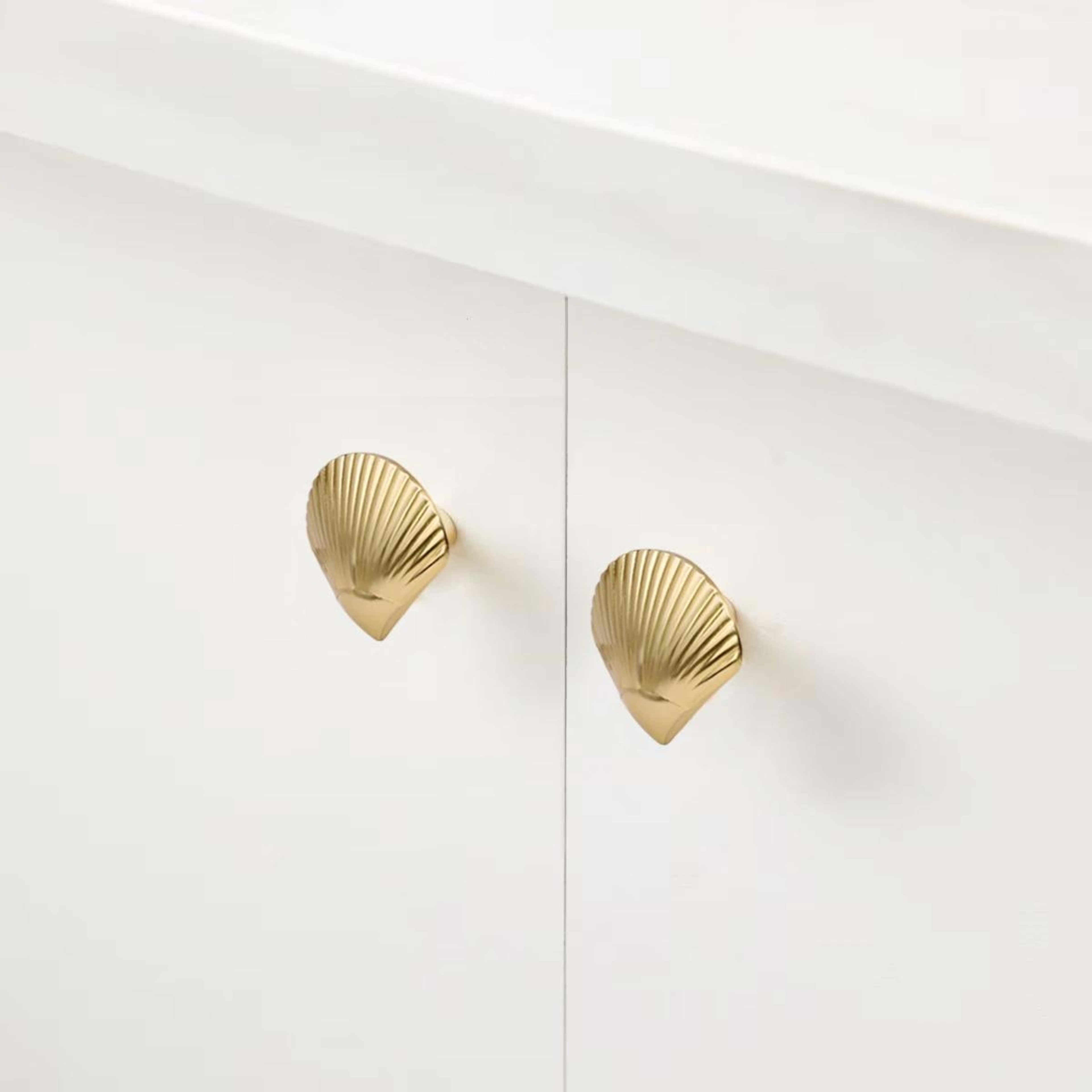 1 2 Pack Shell Handles - Gold Look
