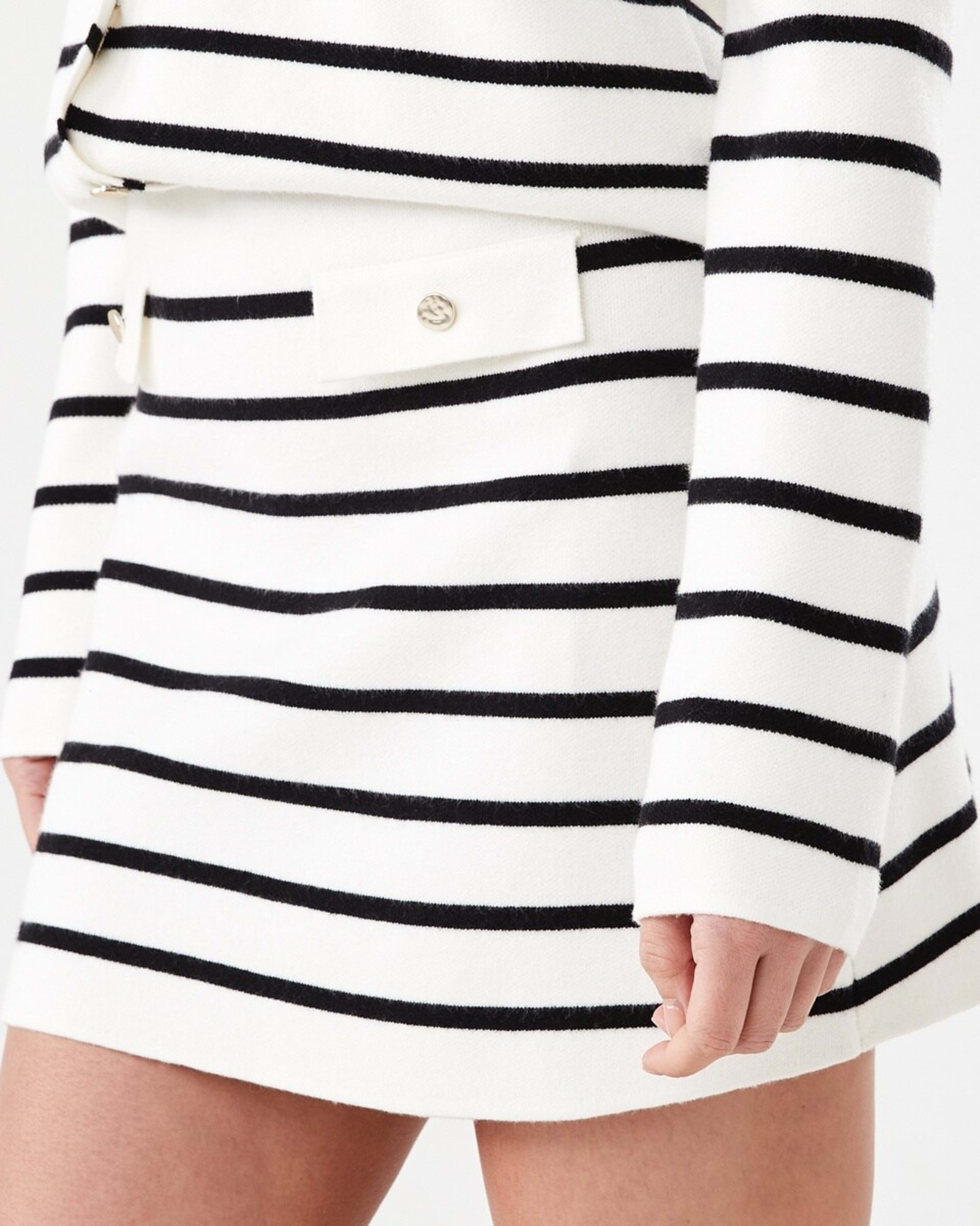 2 Compact Knit Mini Skirt Ecr Blk St, 2 of 6