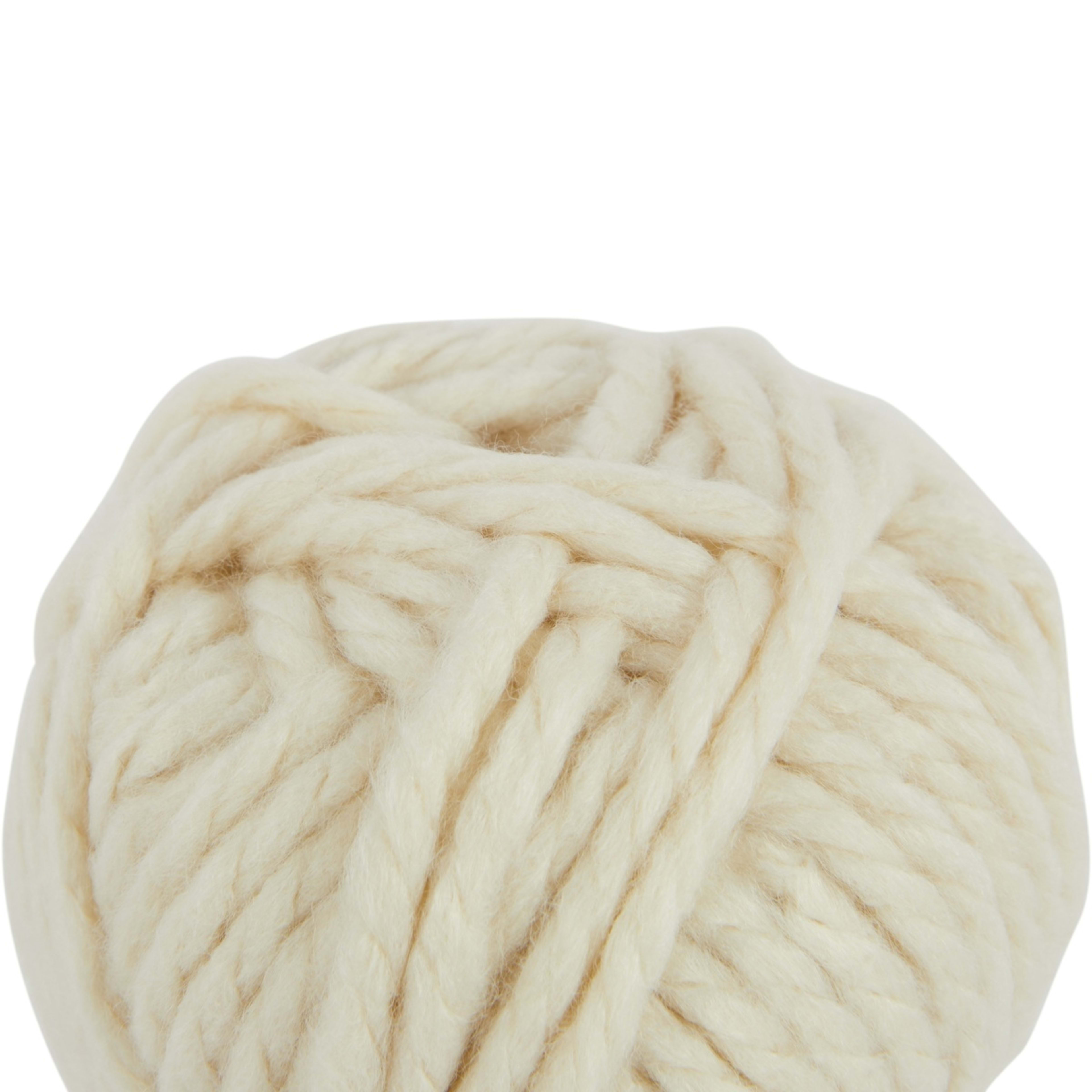 3 Chunky Yarn - Natural, 3 of 3