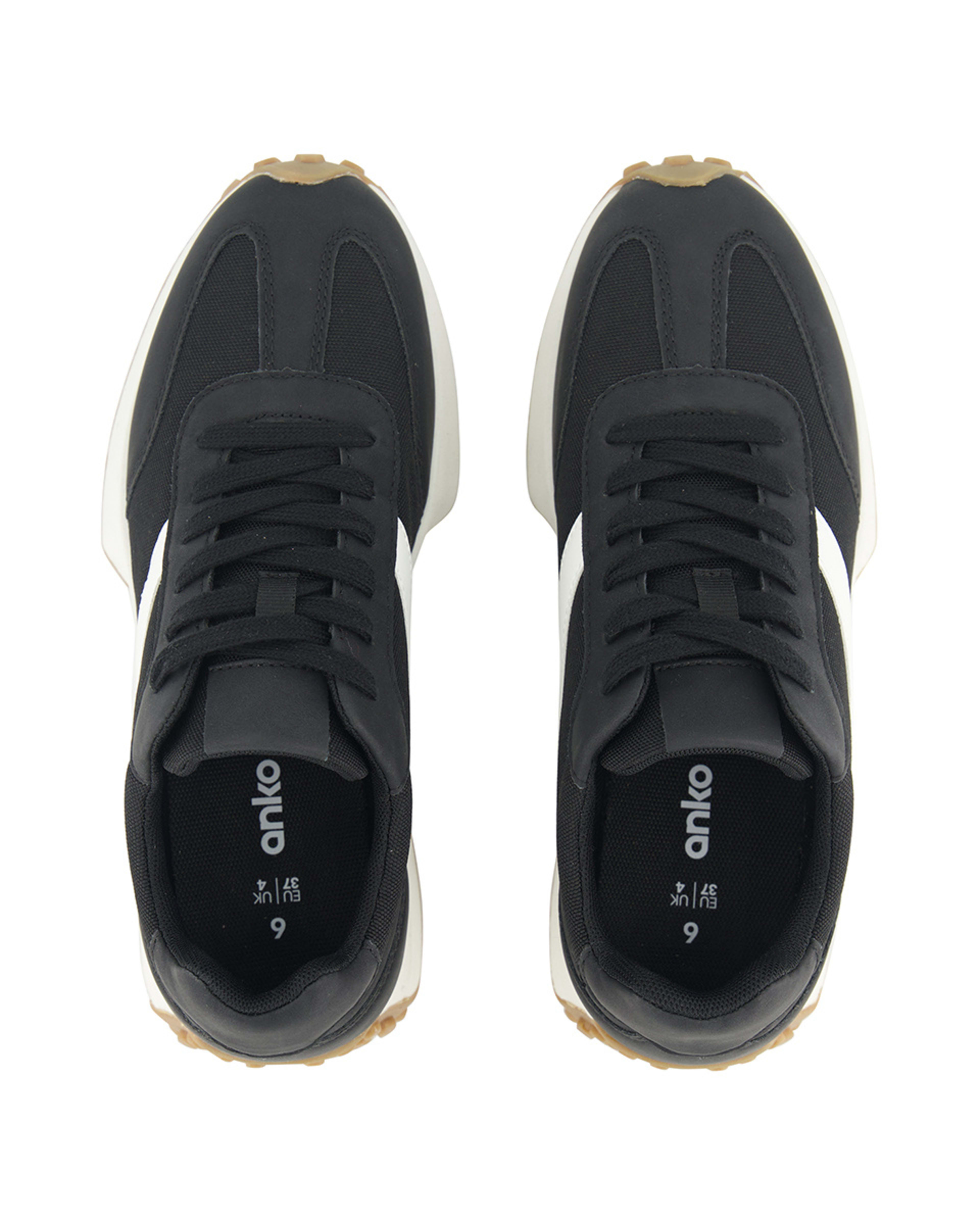 2 Retro Look Lace-Up Sneakers Black, 2 of 5