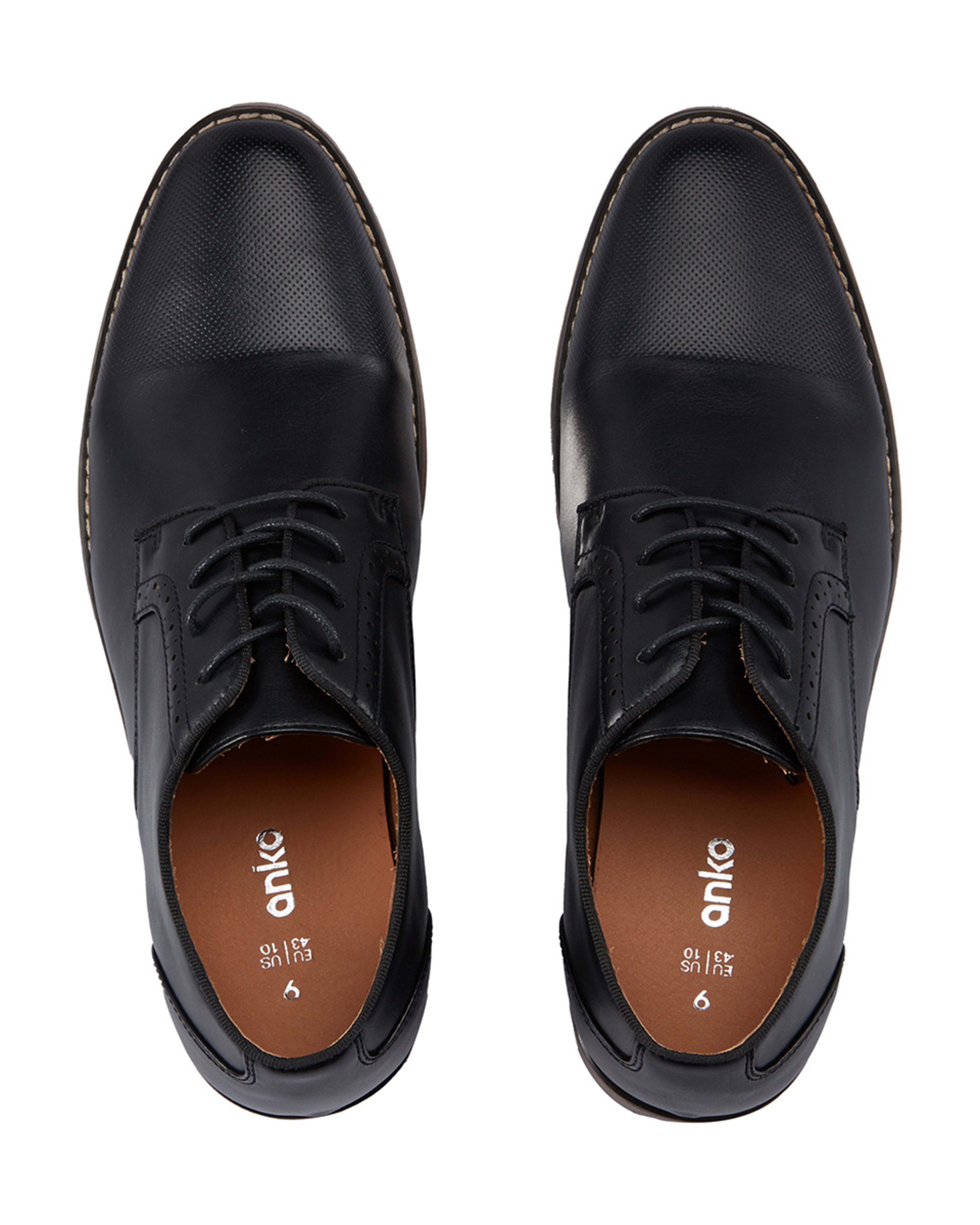2 Burnished Toe Dress Shoes Black, 2 of 5
