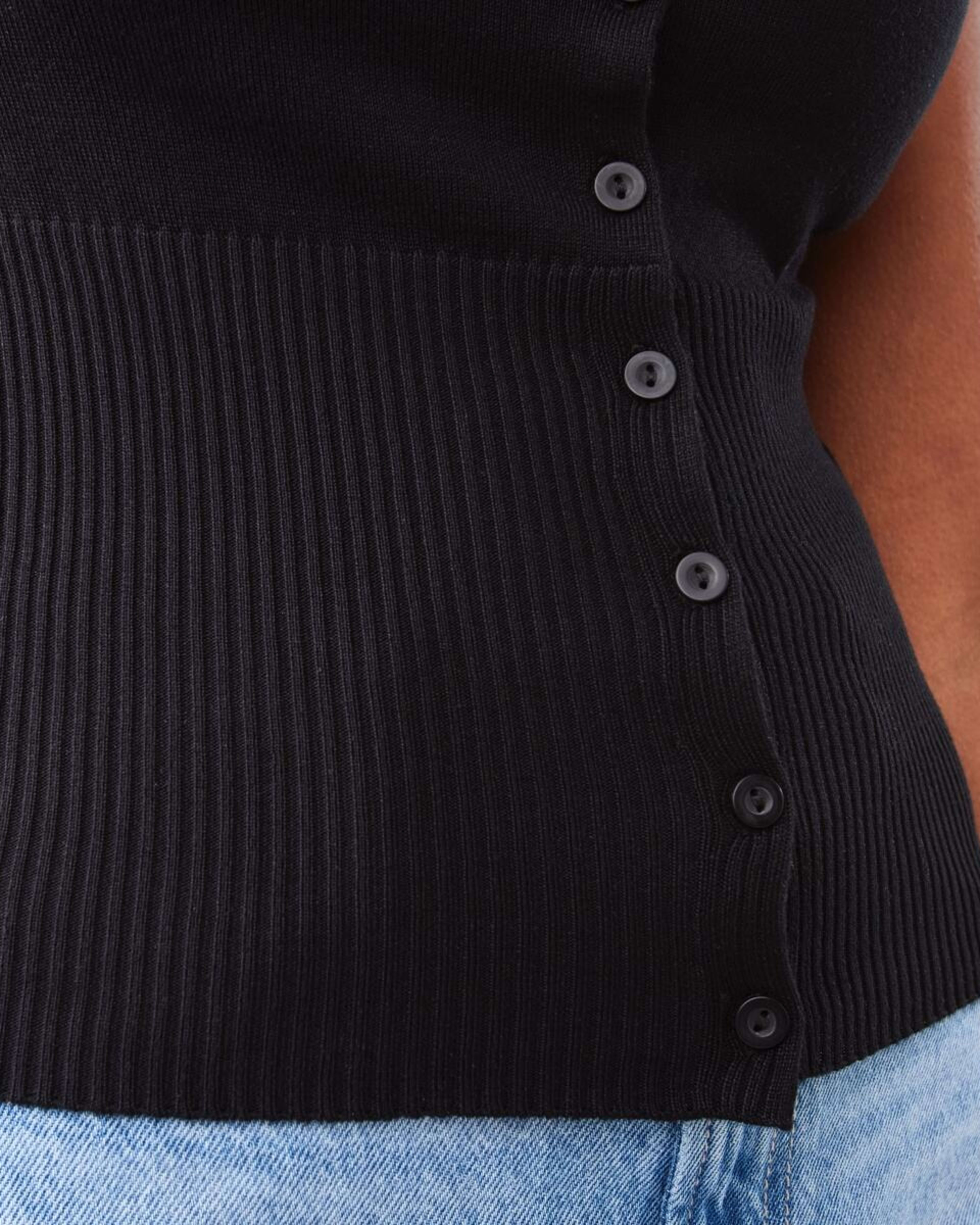 9 Short Sleeve Longline Button Up Top Black, 9 of 9