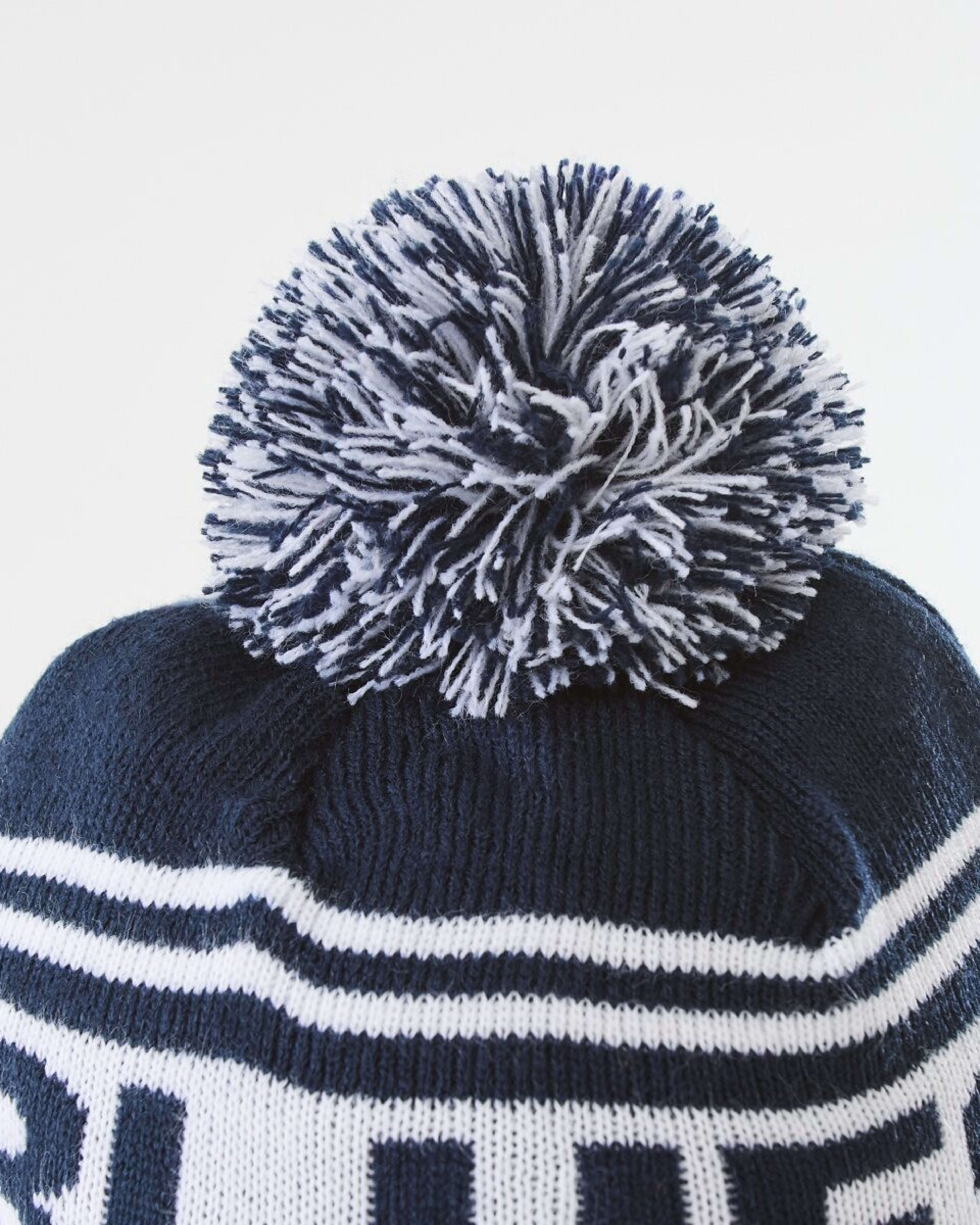 6 Official AFL Adult Beanie Carlton, 6 of 6