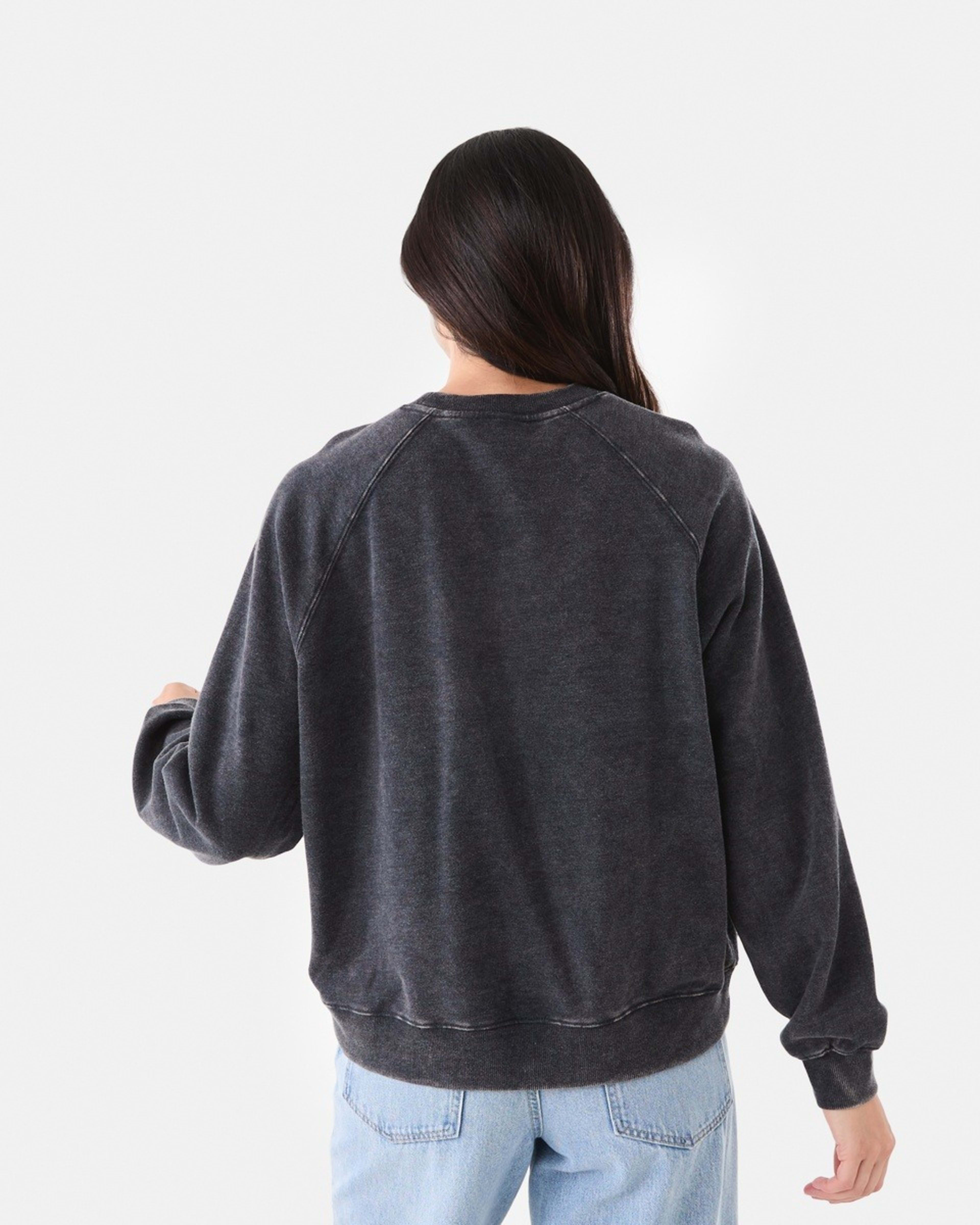 3 Long Sleeve Washed Sweatshirt Black, 3 of 5