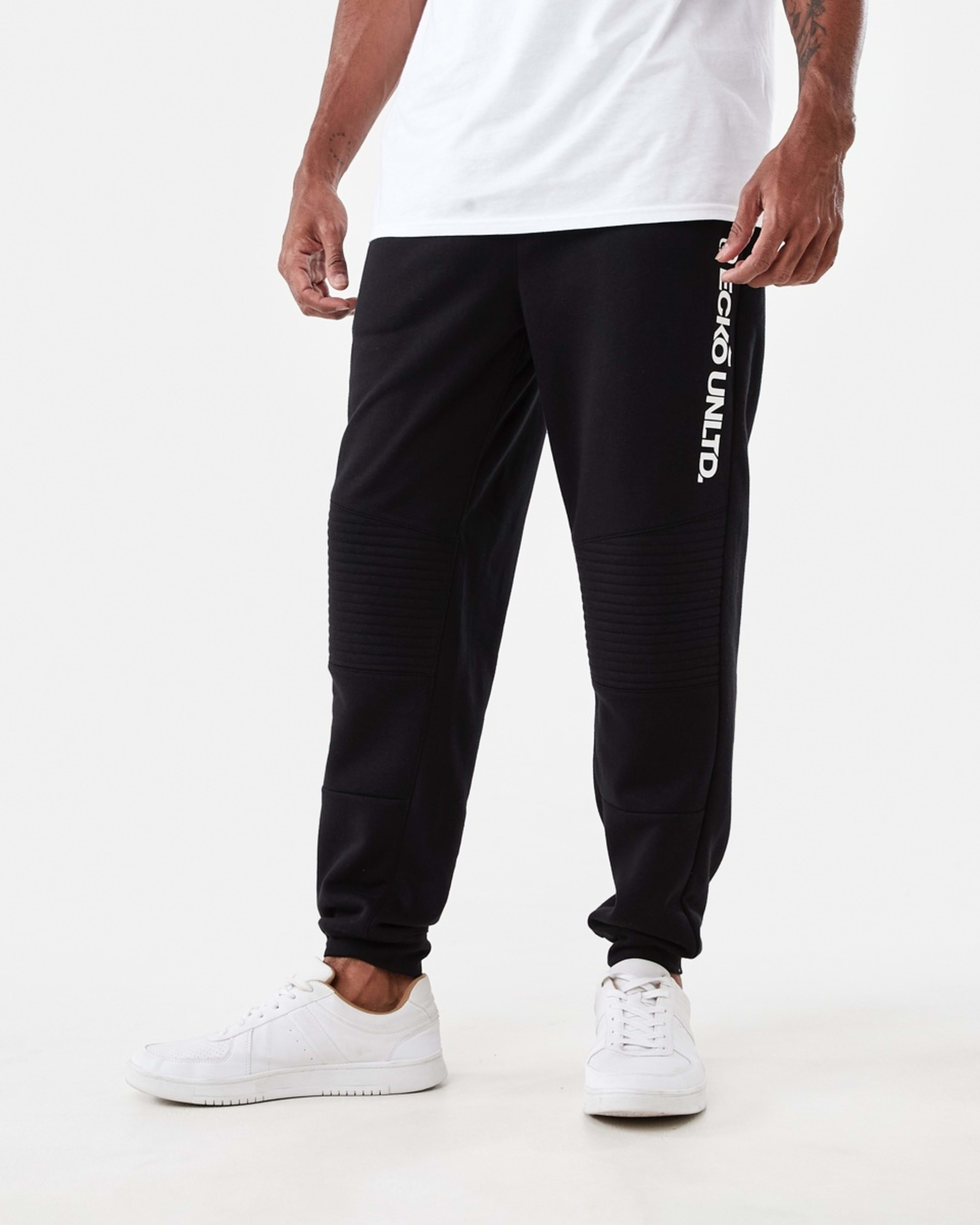 2 Ecko License Trackpants Black, 2 of 6