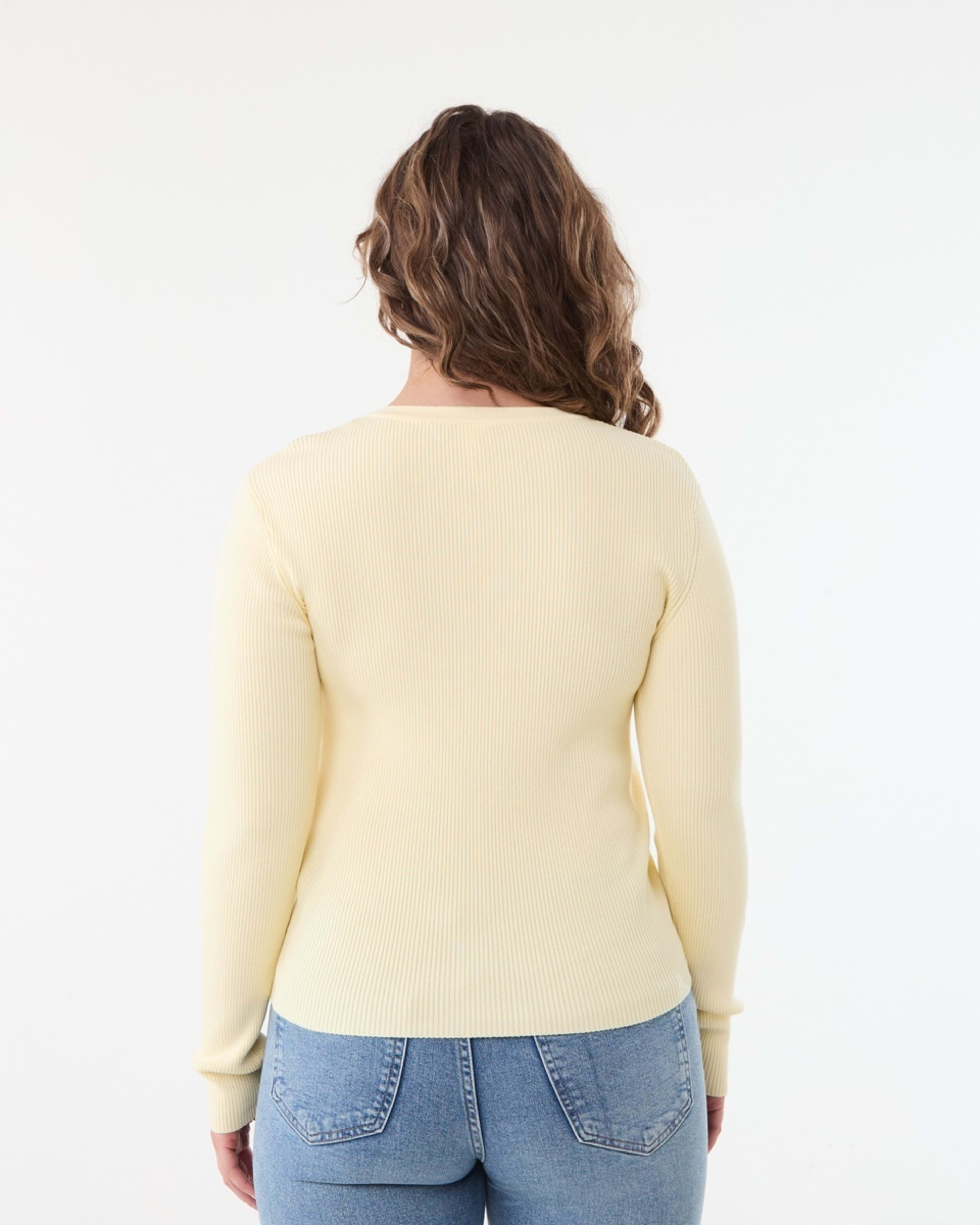 3 Long Sleeve Rib Button Through Top FLAN, 3 of 5