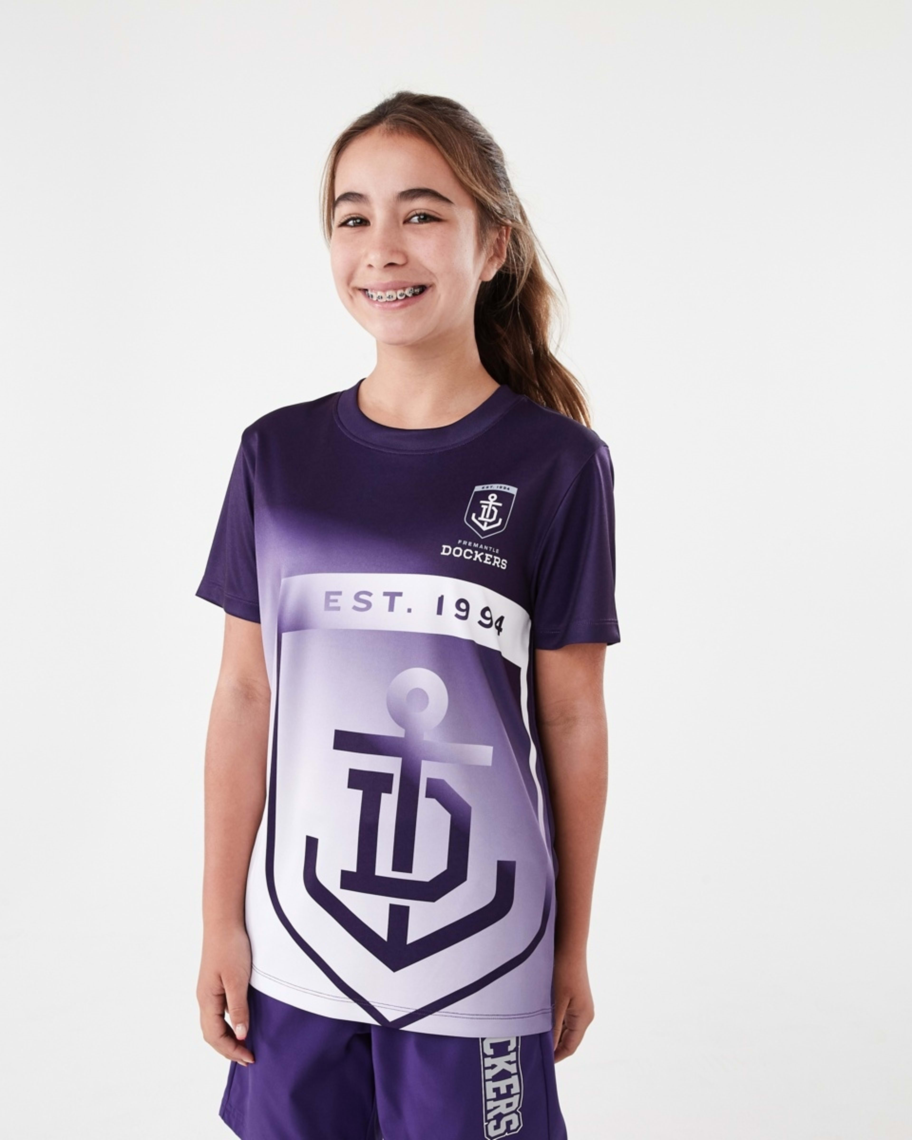 2 Official AFL Kids Training T-shirt Fremantle, 2 of 10