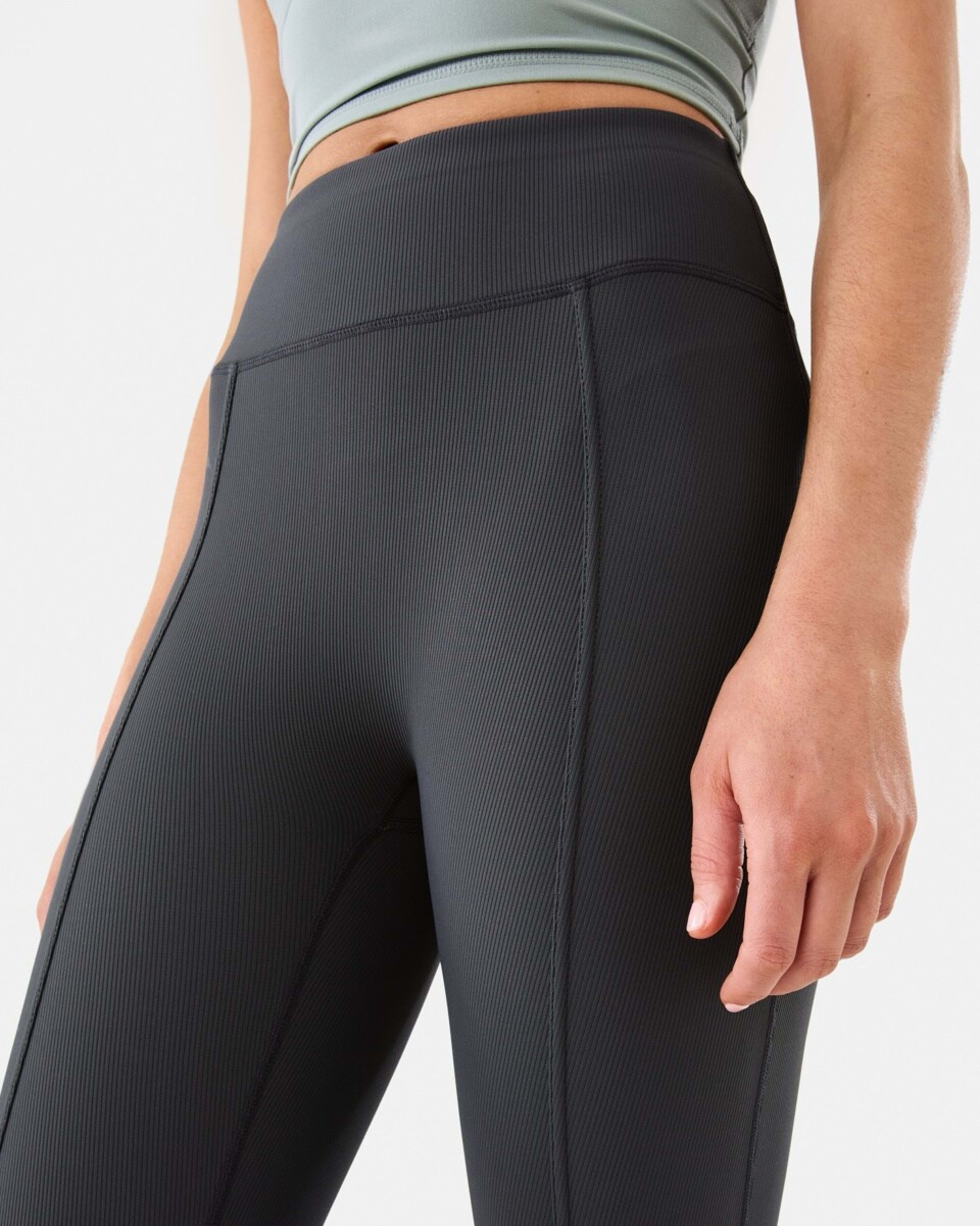 6 Active Womens Studio Flare Leggings DARKISH GREY, 6 of 7