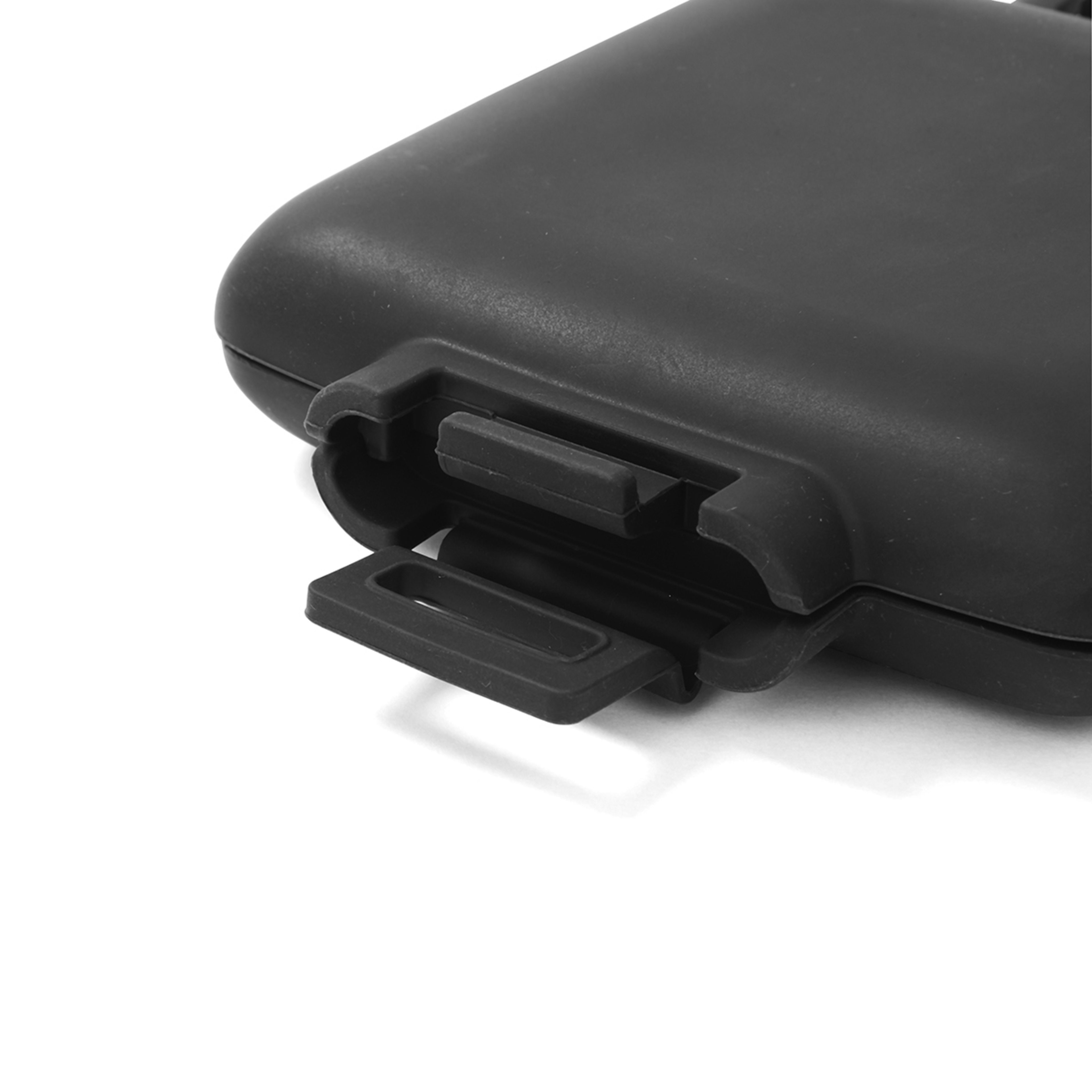 8 Microwave Toastie Maker - Black, 8 of 11