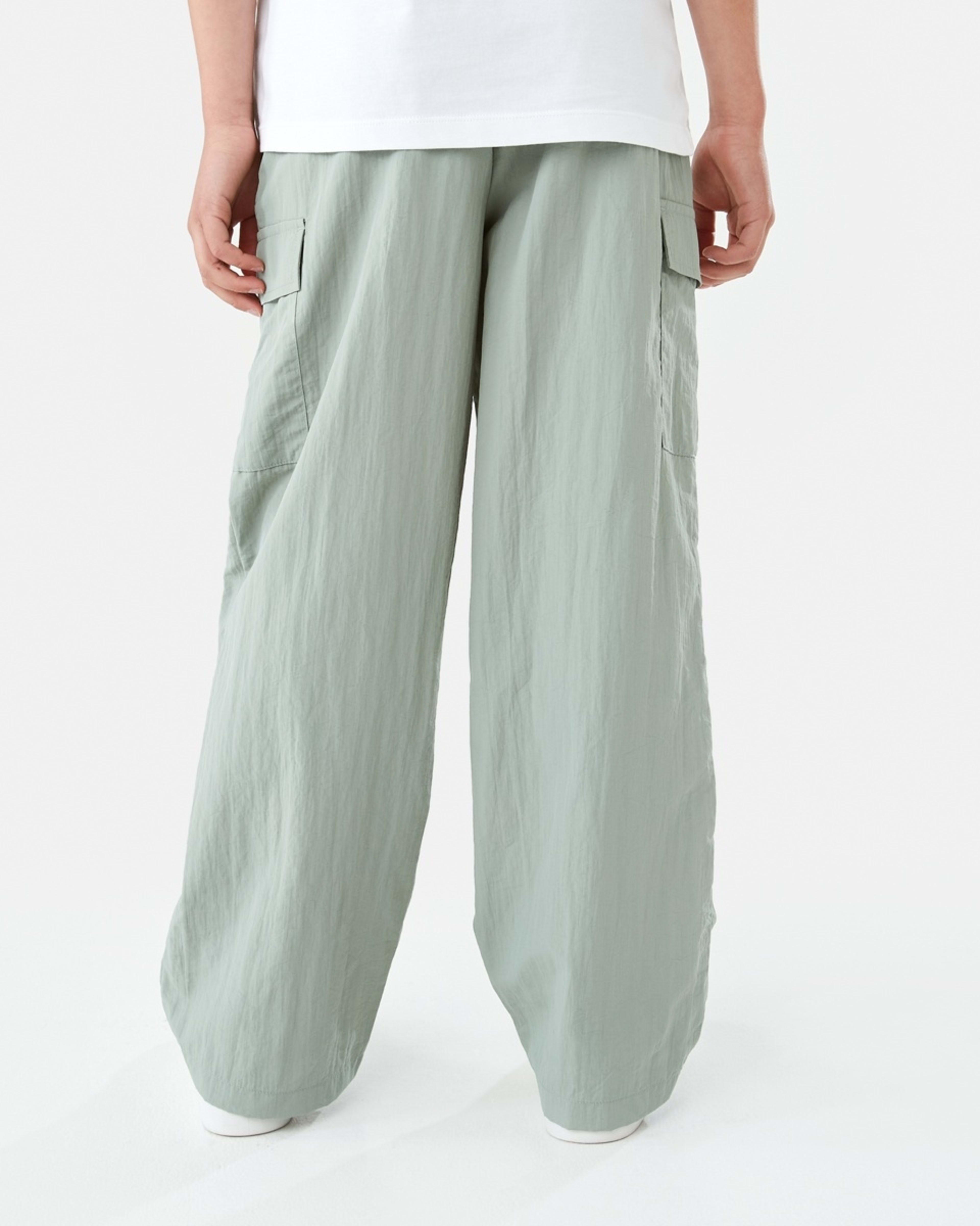 2 Parachute Pants Ice Grn, 2 of 9