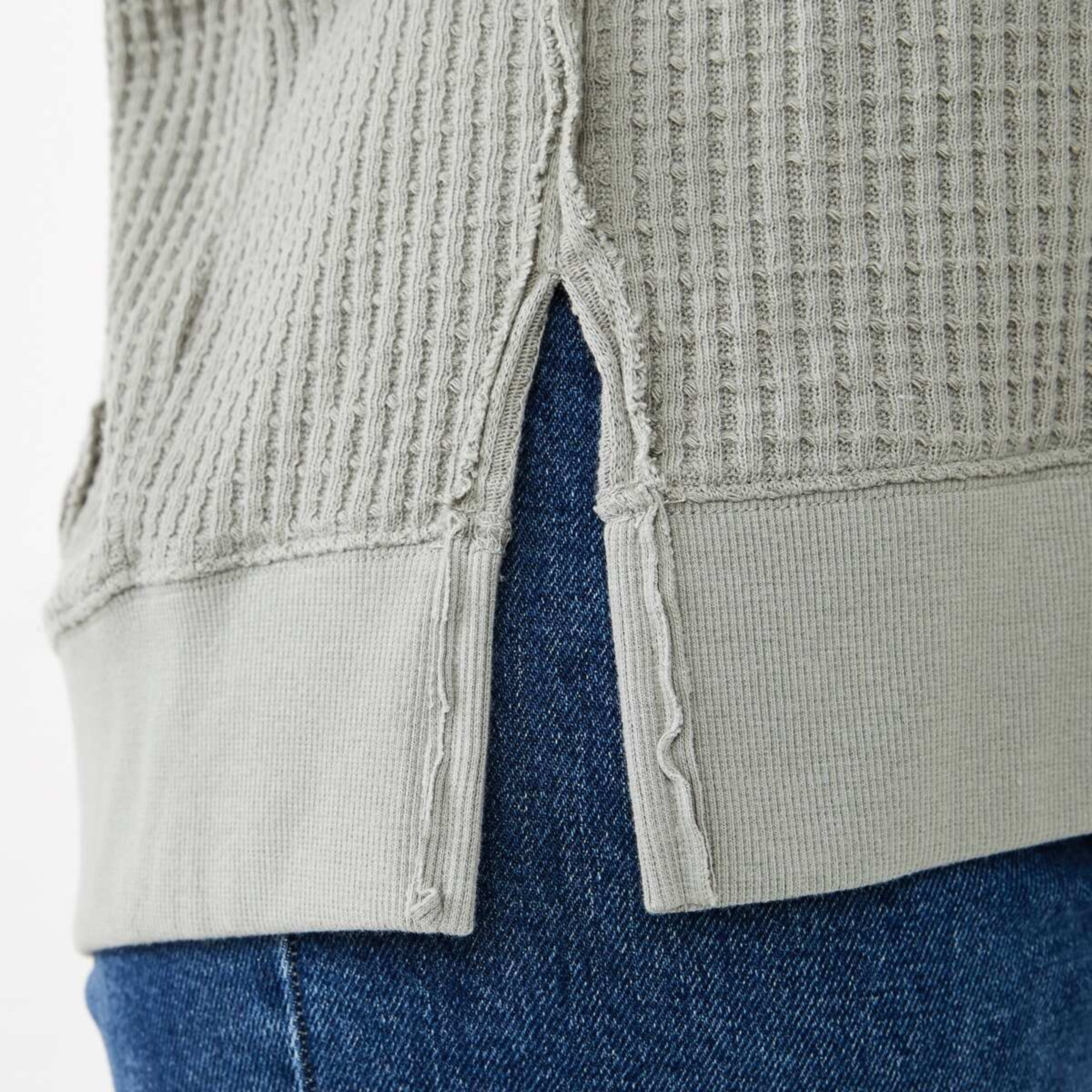 6 Long Sleeve Waffle V-Neck Top Soft Khaki, 6 of 6
