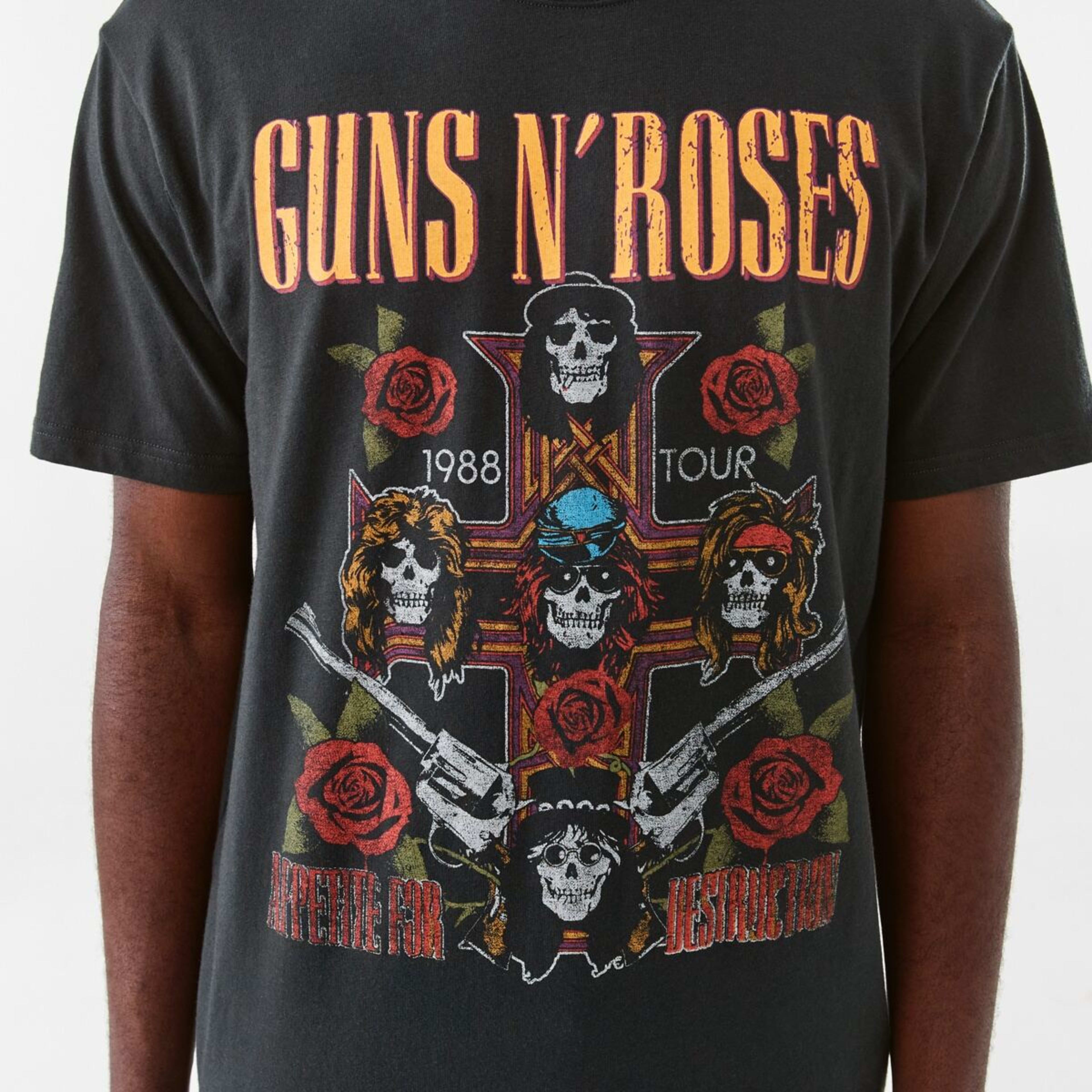 5 Guns N' Roses License T-shirt Guns N Roses 1988 Tour, 5 of 6