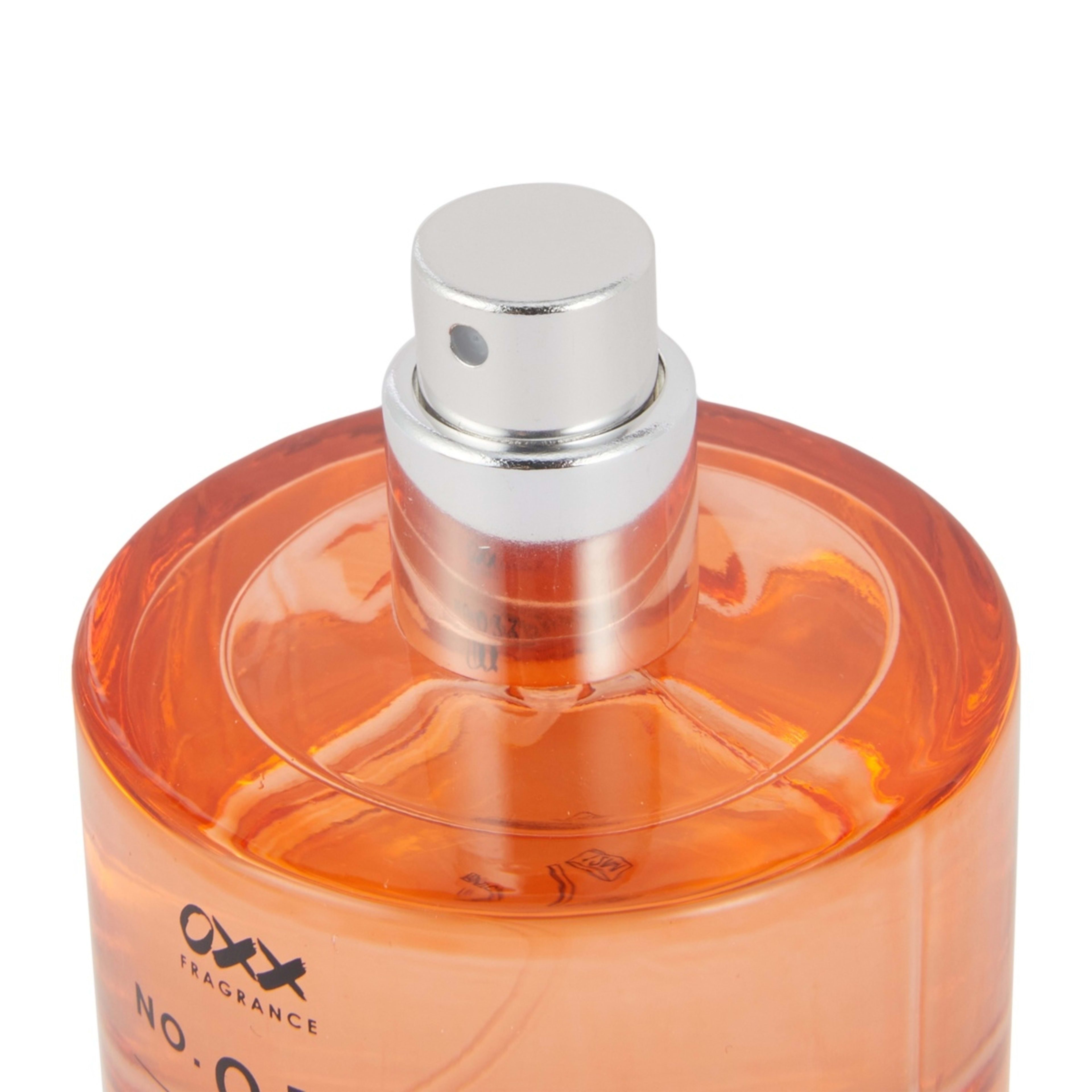 5 OXX Fragrance No. 033 Ember Eau De Parfum - Cardamom, Sea Salt and Sandalwood, 5 of 6