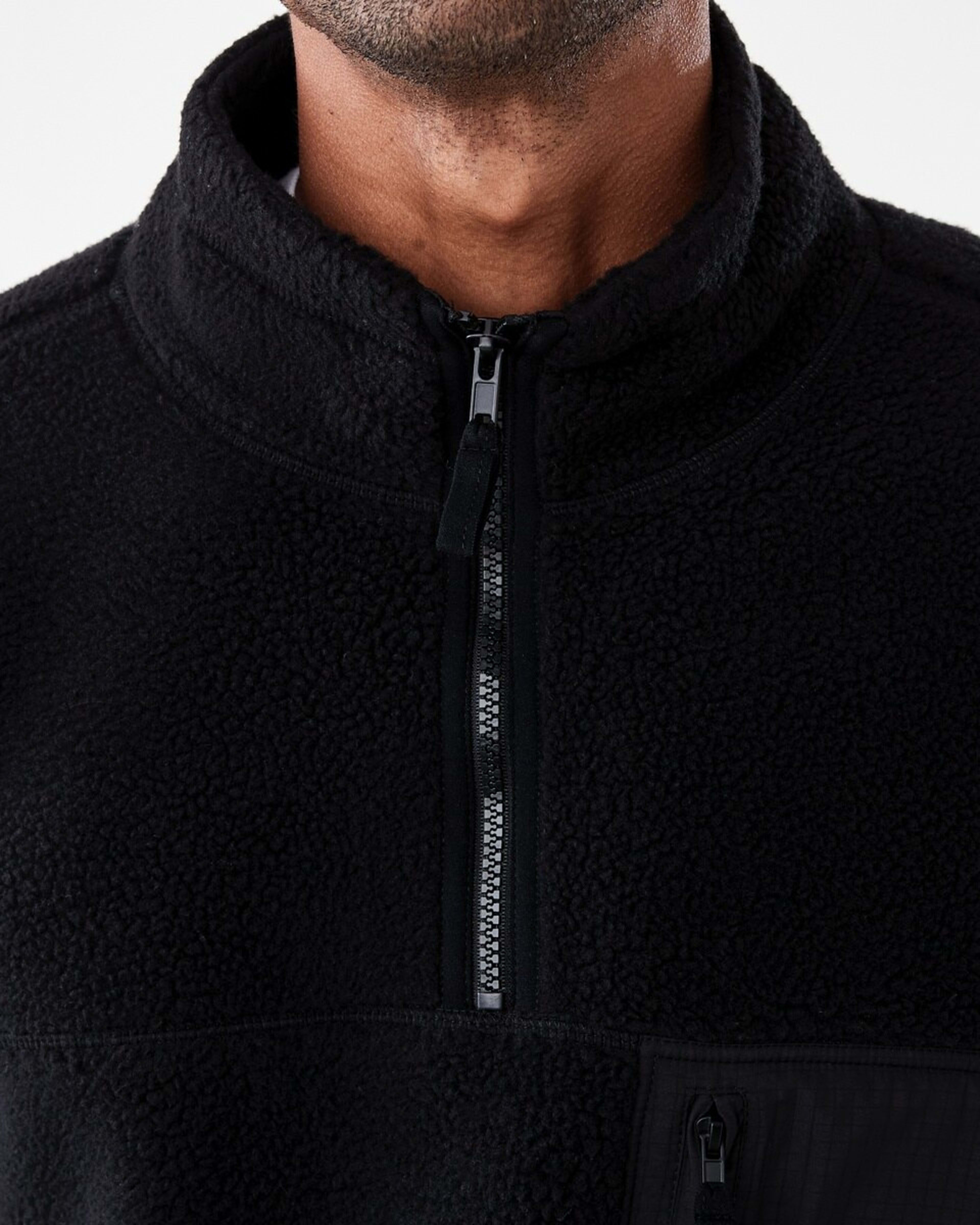 5 Sherpa 1/4 Zip Sweatshirt Black, 5 of 7