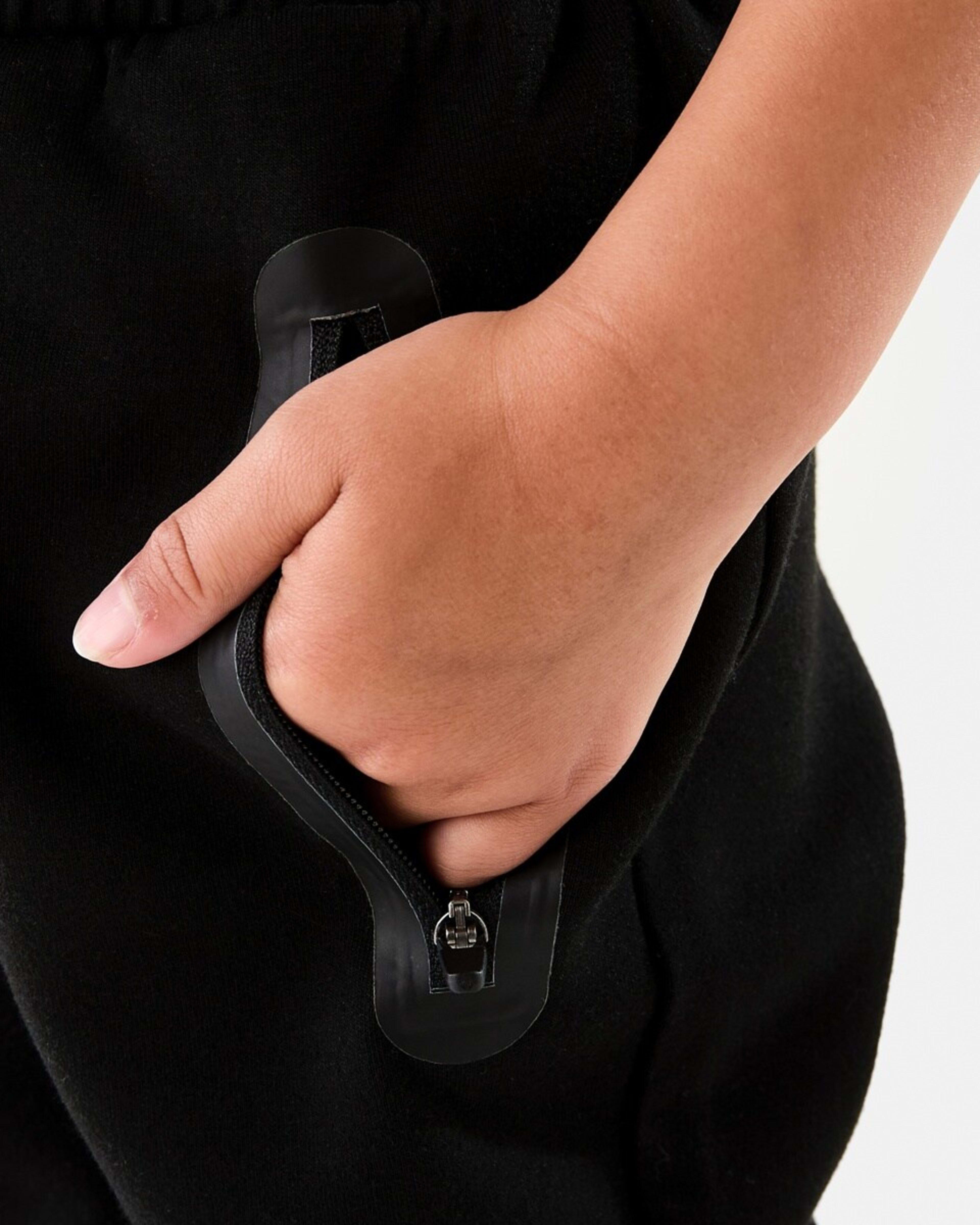 4 Active Kids Trackpants BLACK, 4 of 8