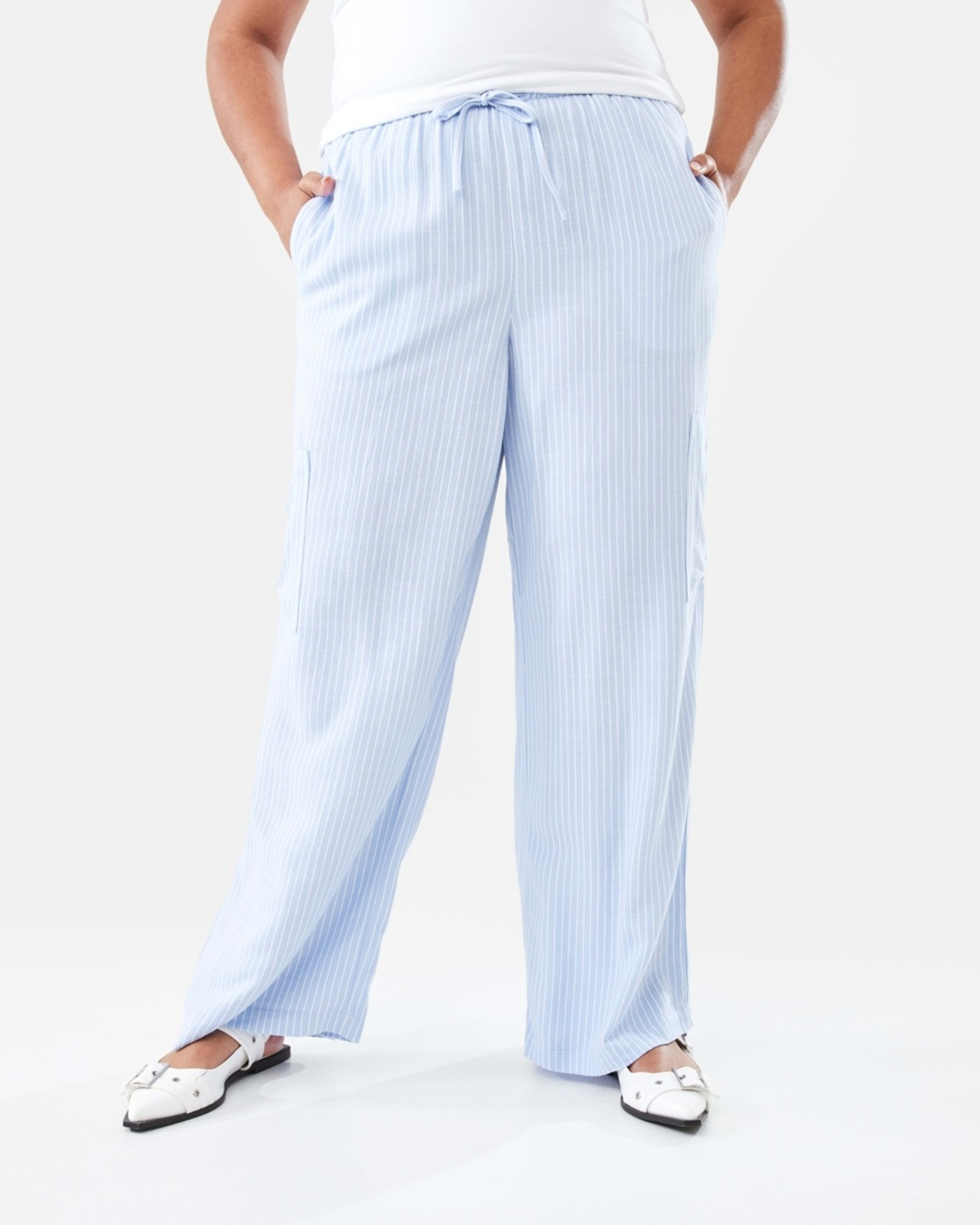 3 Textured Cargo Pants Blue Str, 3 of 9