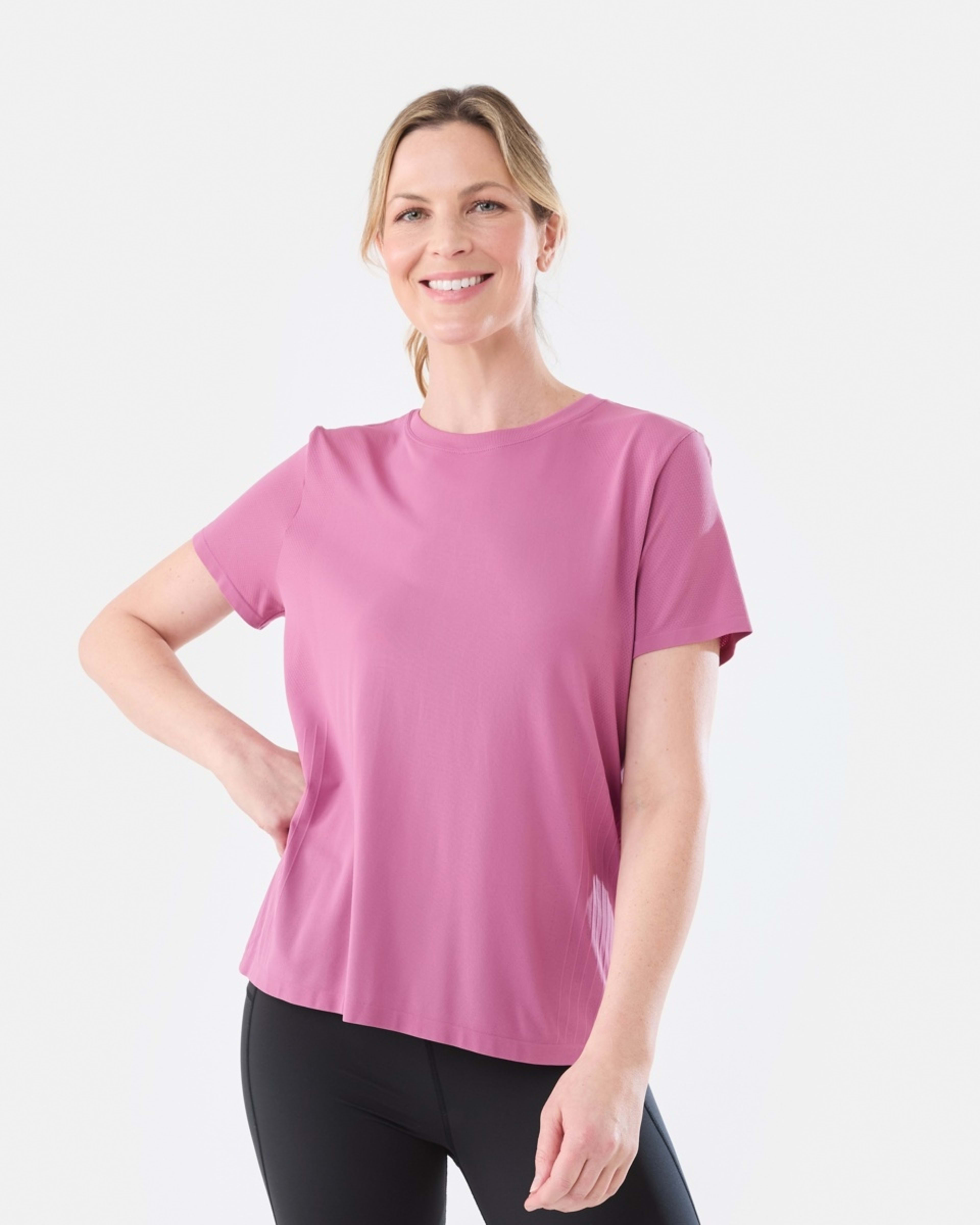 1 Active Womens Seamfree Crew Neck T-shirt EVOLET