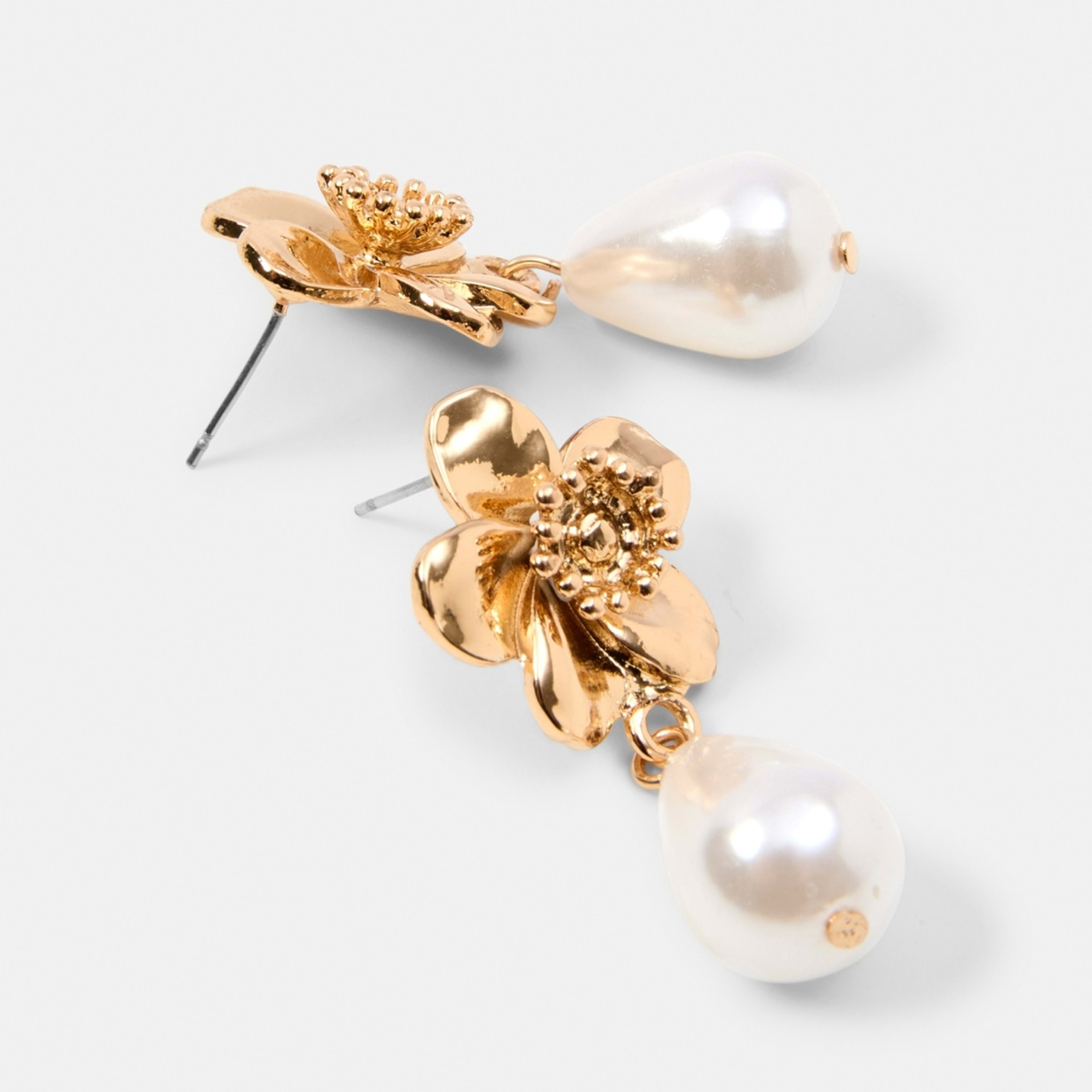 3 Small Flower and Faux Pearl Drop Earrings - Gold Tone Gold, 3 of 5