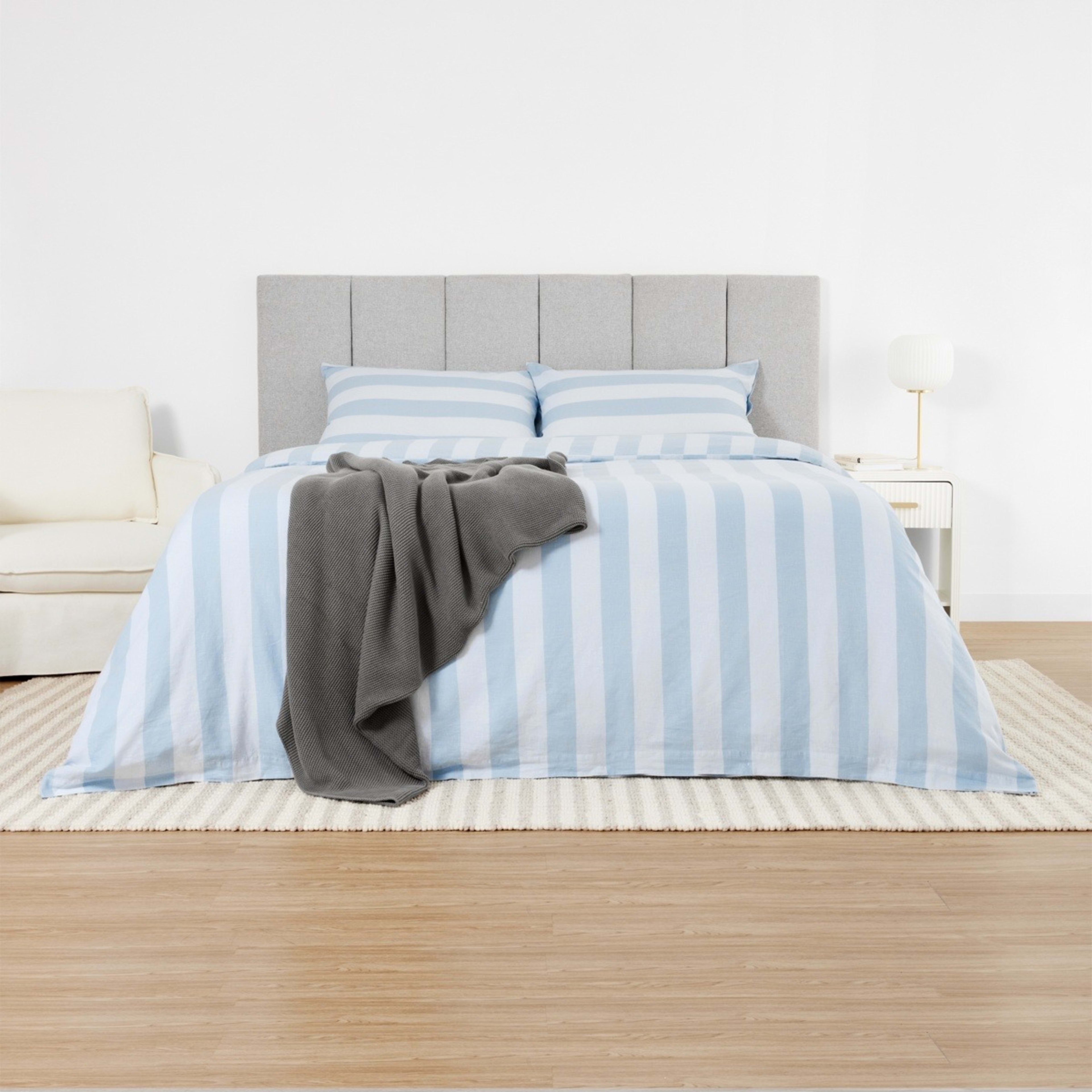 1 Queen/King Bed Wide Panel Bedhead - Grey