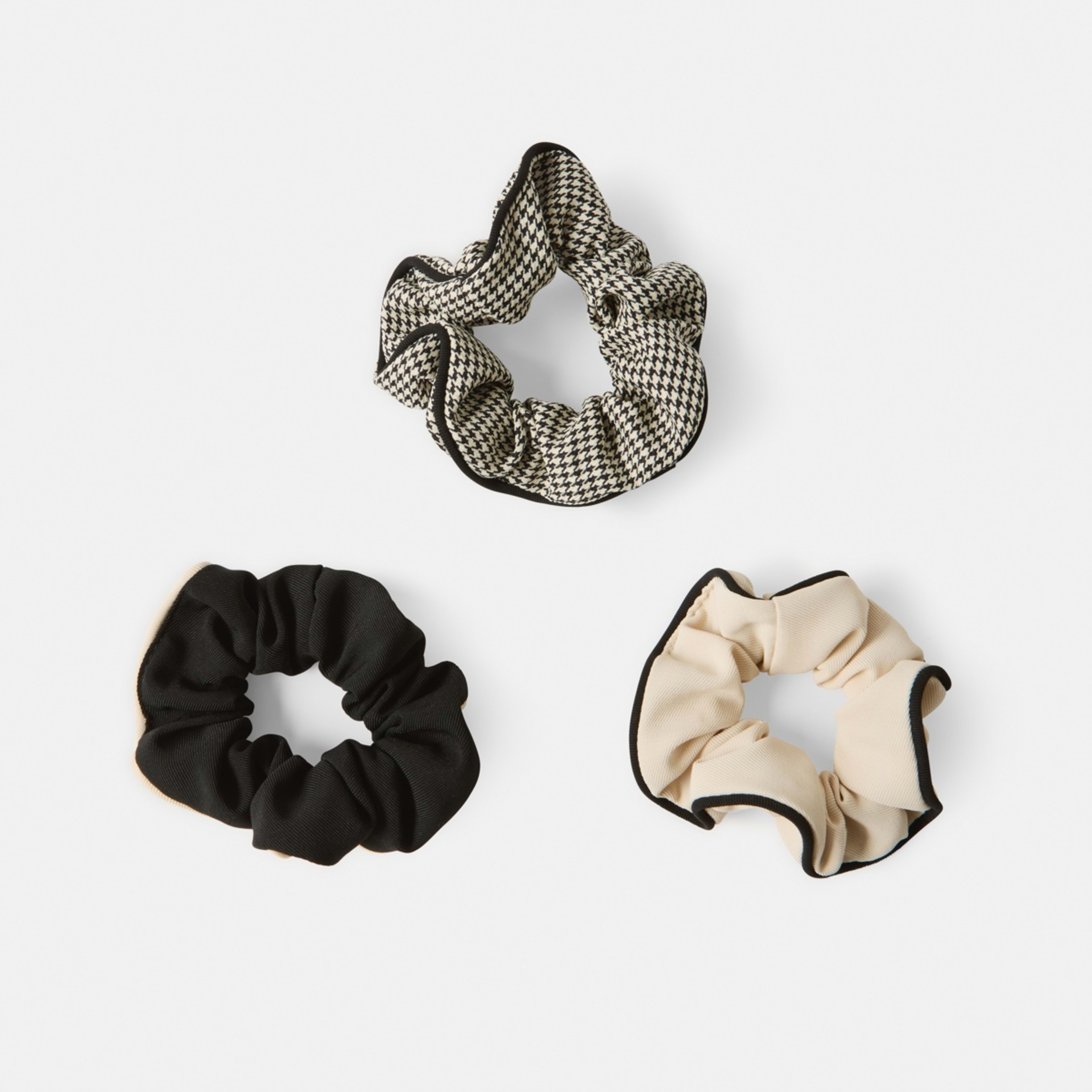 2 3 Pack Black and White Contrast Trim Hair Scrunchies, 2 of 5