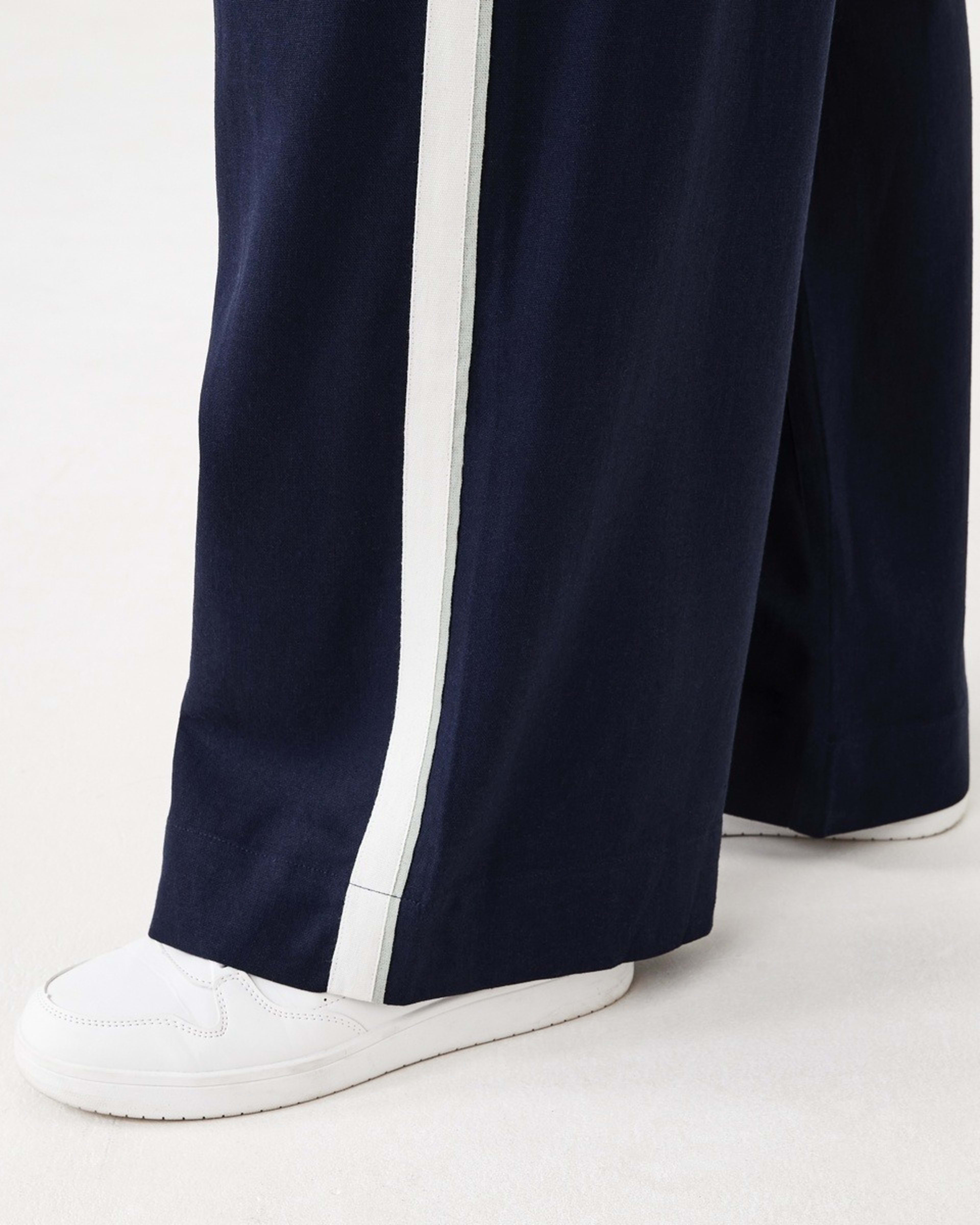 6 Wide Leg Side Tape Pants NAVY BLAZER, 6 of 6