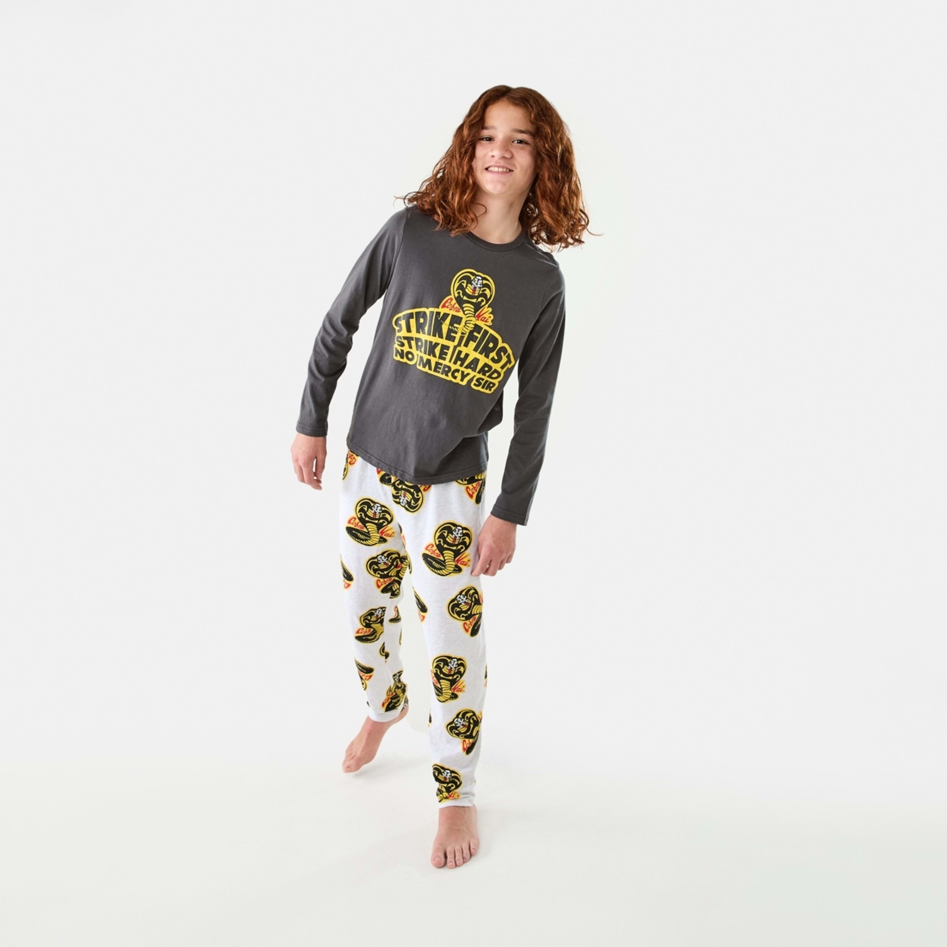 1 Cobra Kai License Pyjama Set Cobra Kai, 1 of 9