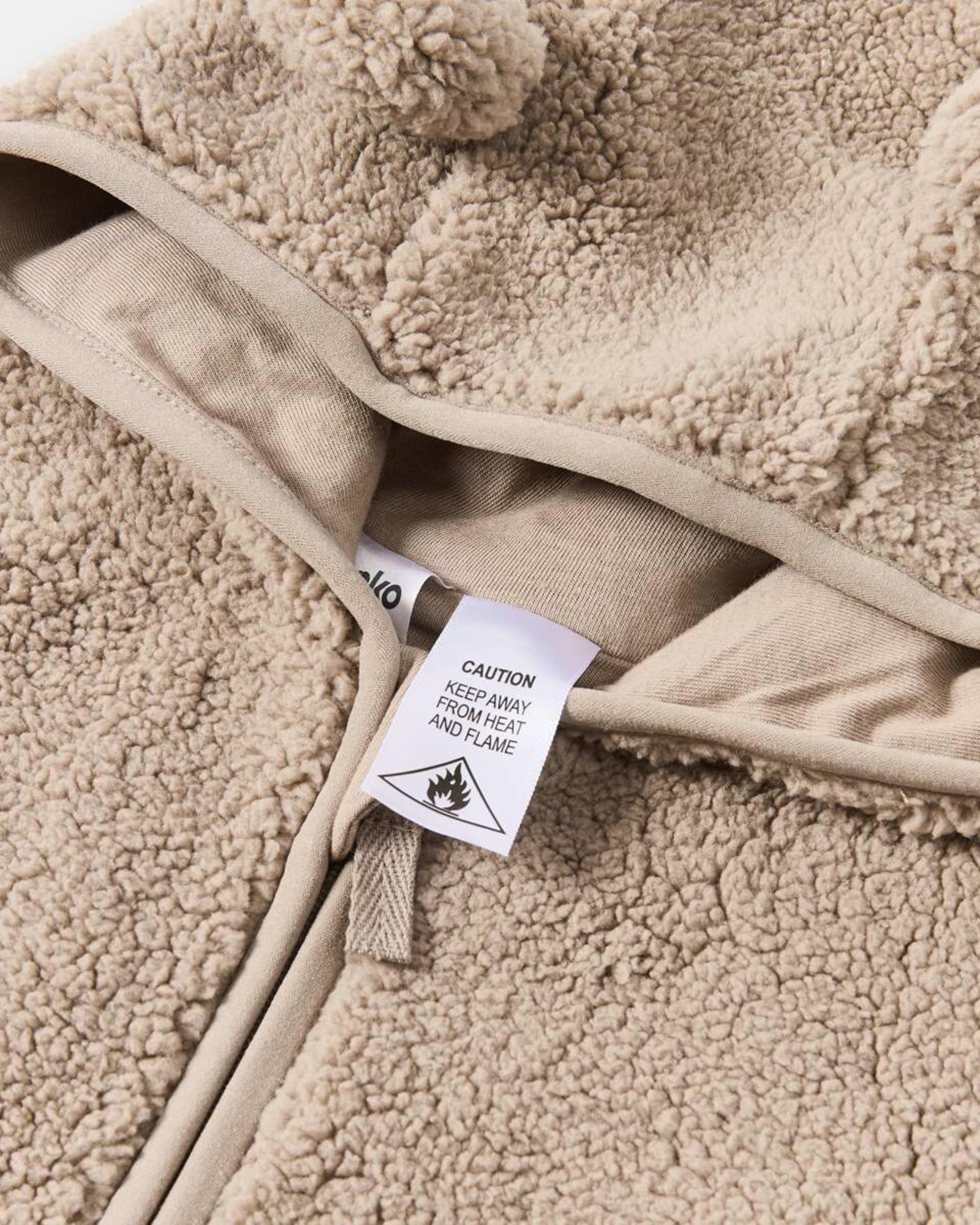 3 Fluffy Pramsuit Mocha Meringue, 3 of 4
