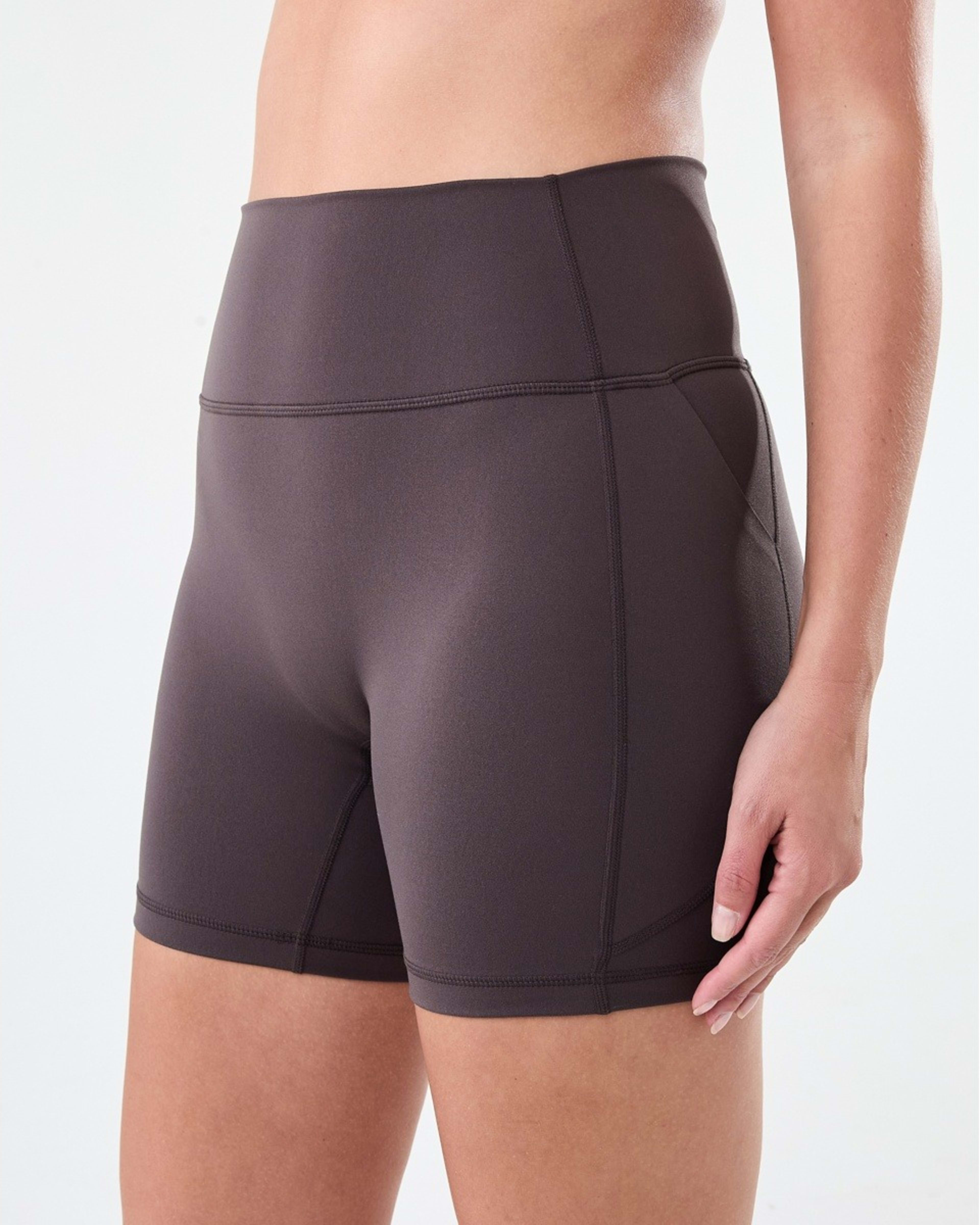 2 Active Womens Ultrasoft Shorts Espresso, 2 of 6
