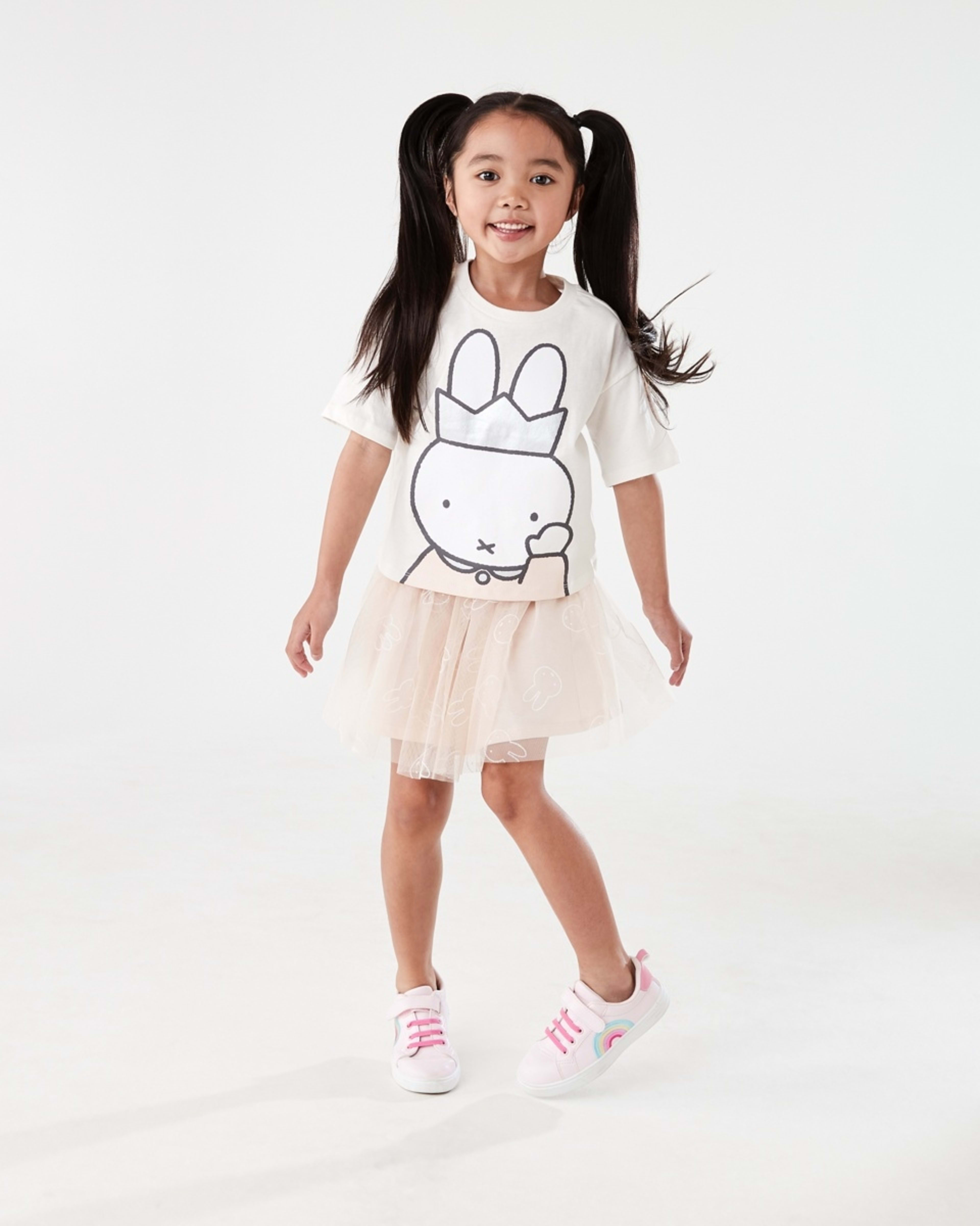 1 Miffy License Tutu Set MIFFY TUTU SET, 1 of 5