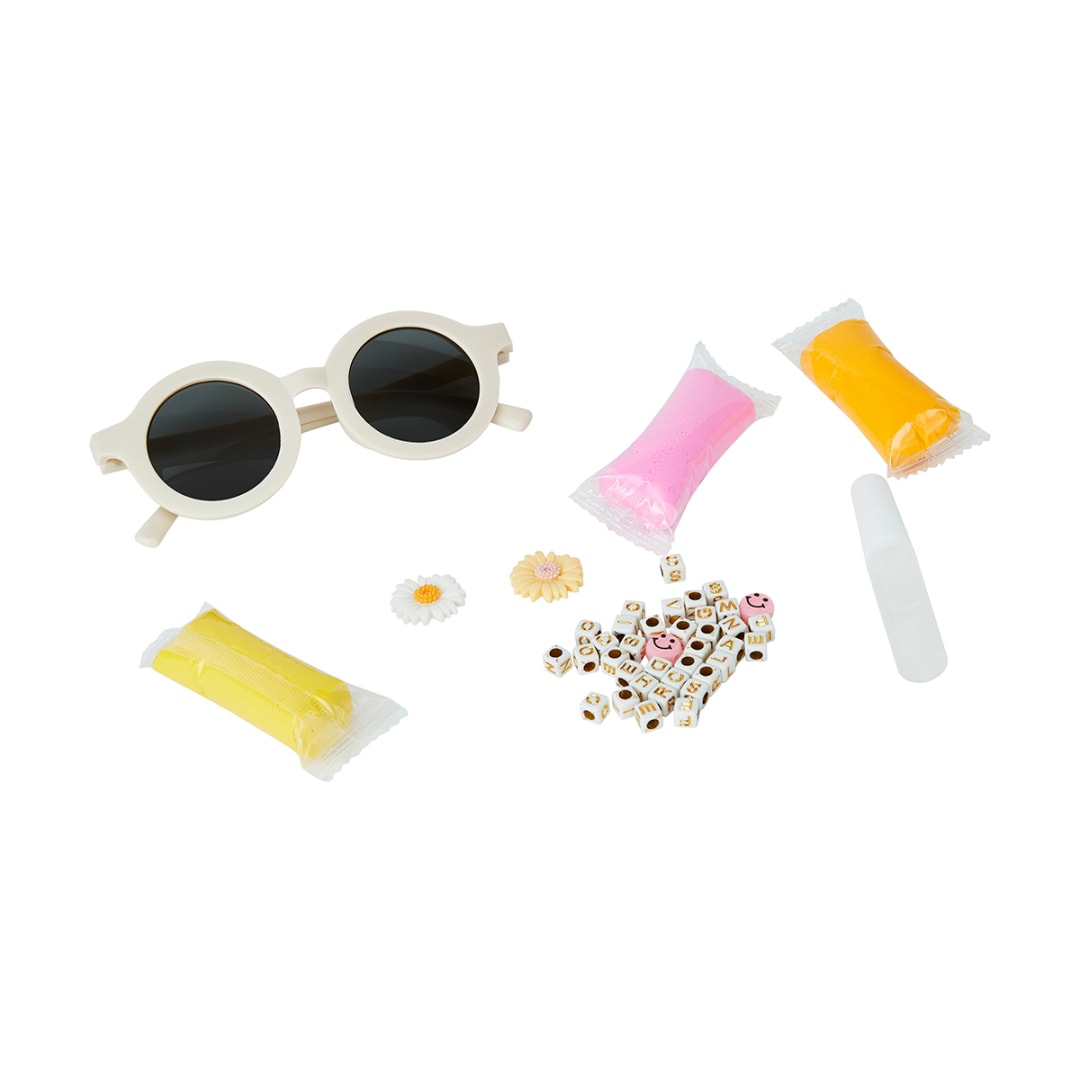 Rainbow Sunnies Fashion Kit Kmart