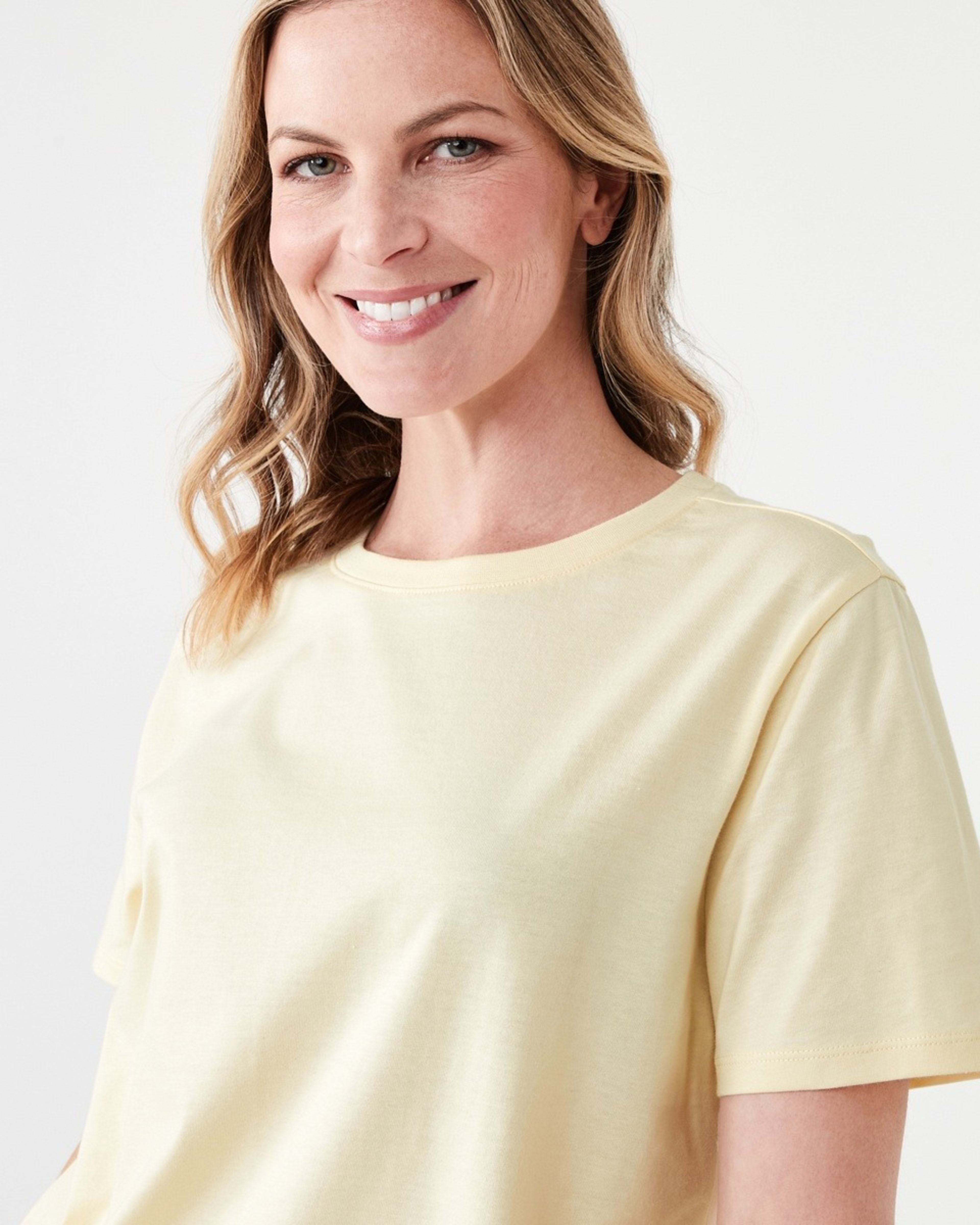 4 Short Sleeve Australian Cotton T-shirt FLAN, 4 of 5