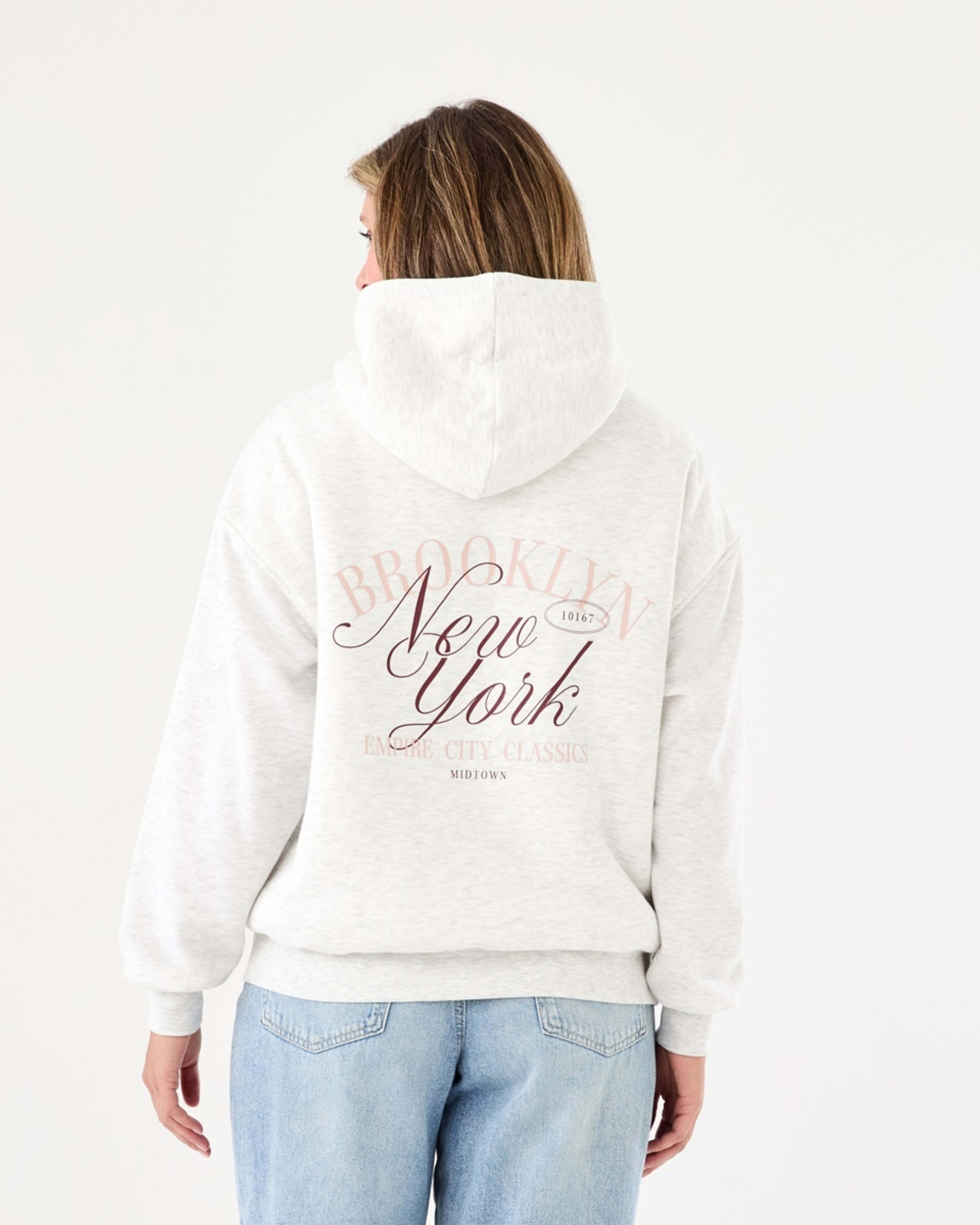 3 Sherpa Lined Graphic Hoodie Midtown, 3 of 7