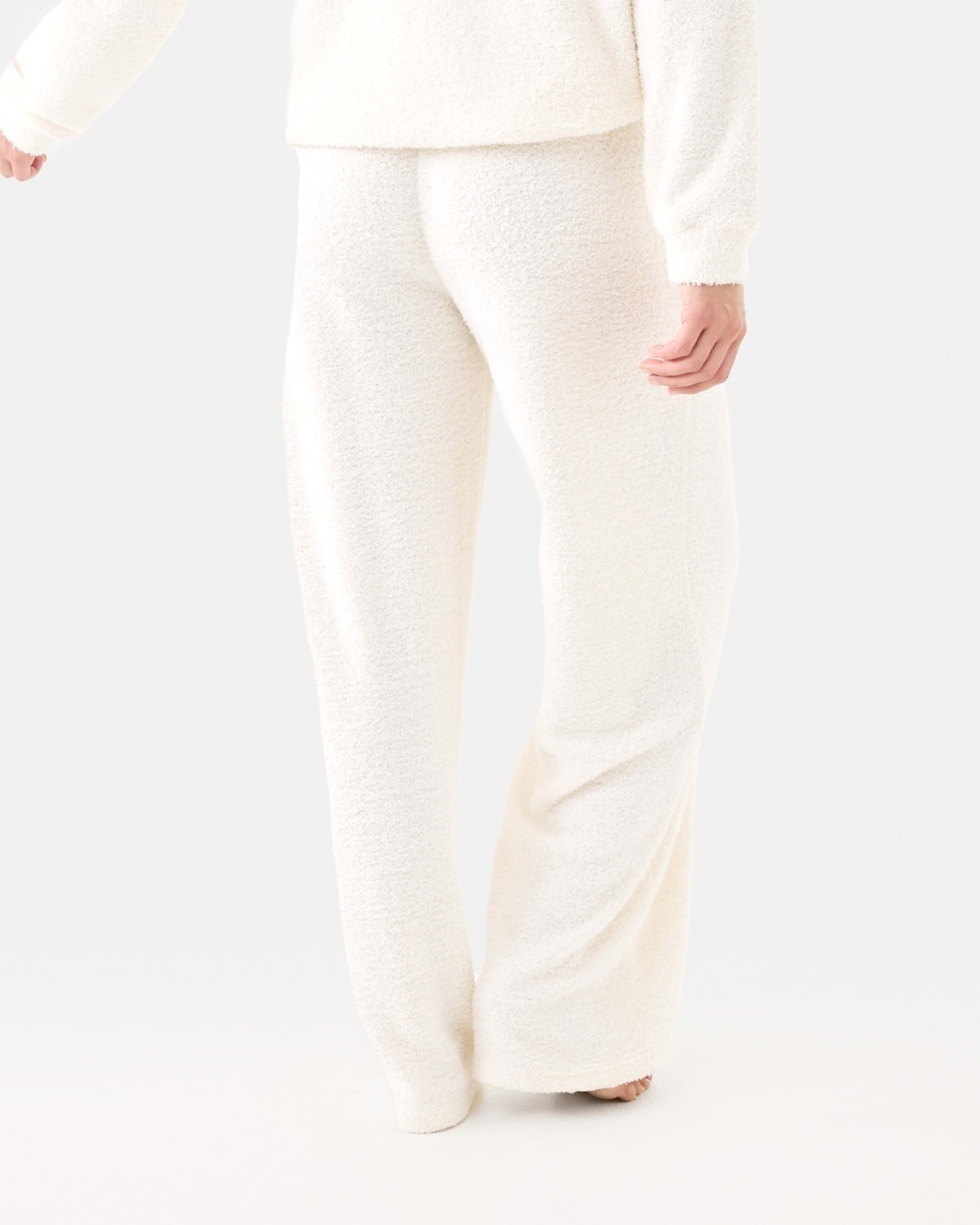 3 Plush Fleece Pants Whisper, 3 of 5
