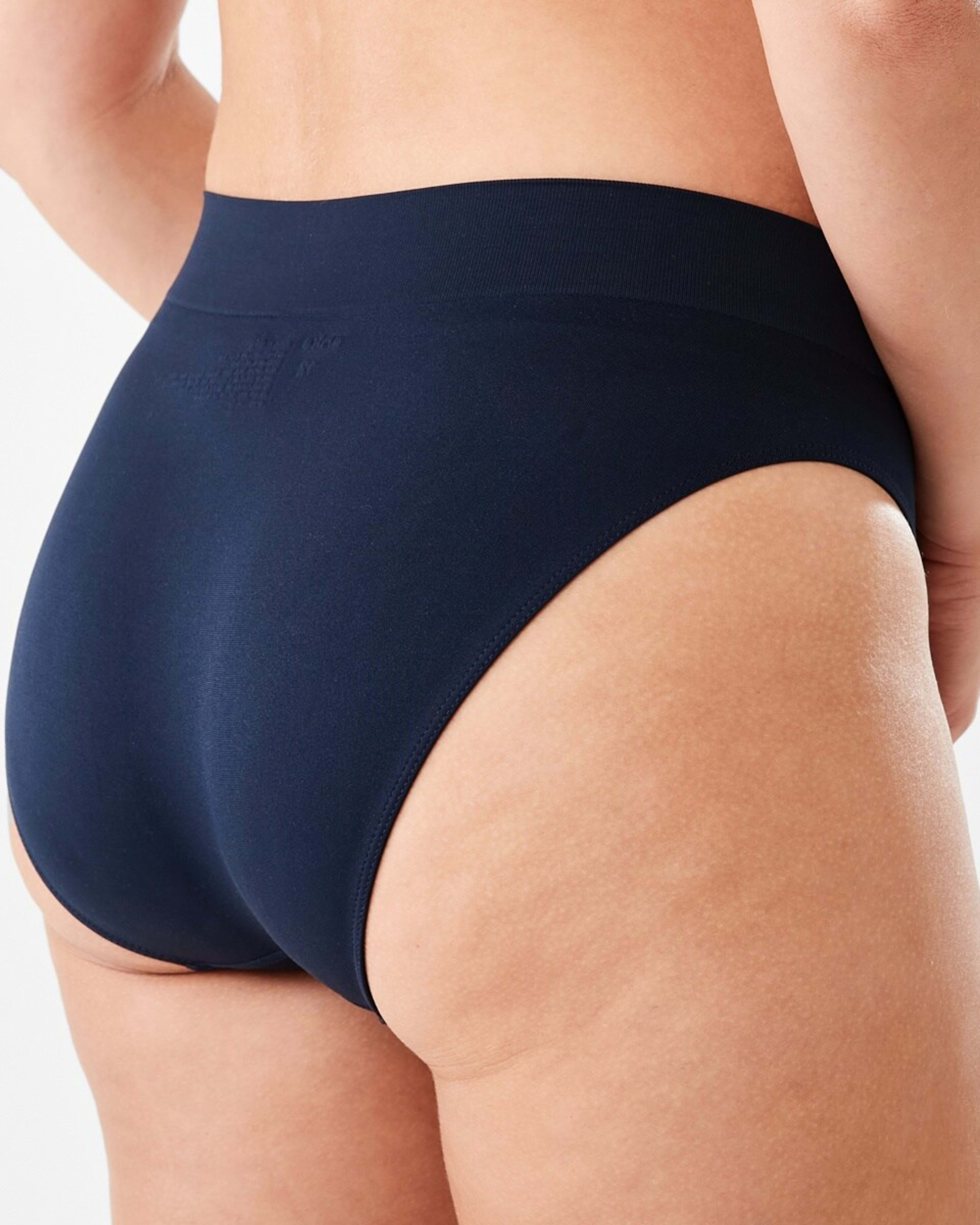 7 3 Pack Ultra Smooth Seamfree Hi-Cut Briefs HALOGEN BLUE, PINK CHALK, MIDNIGHT, 7 of 8
